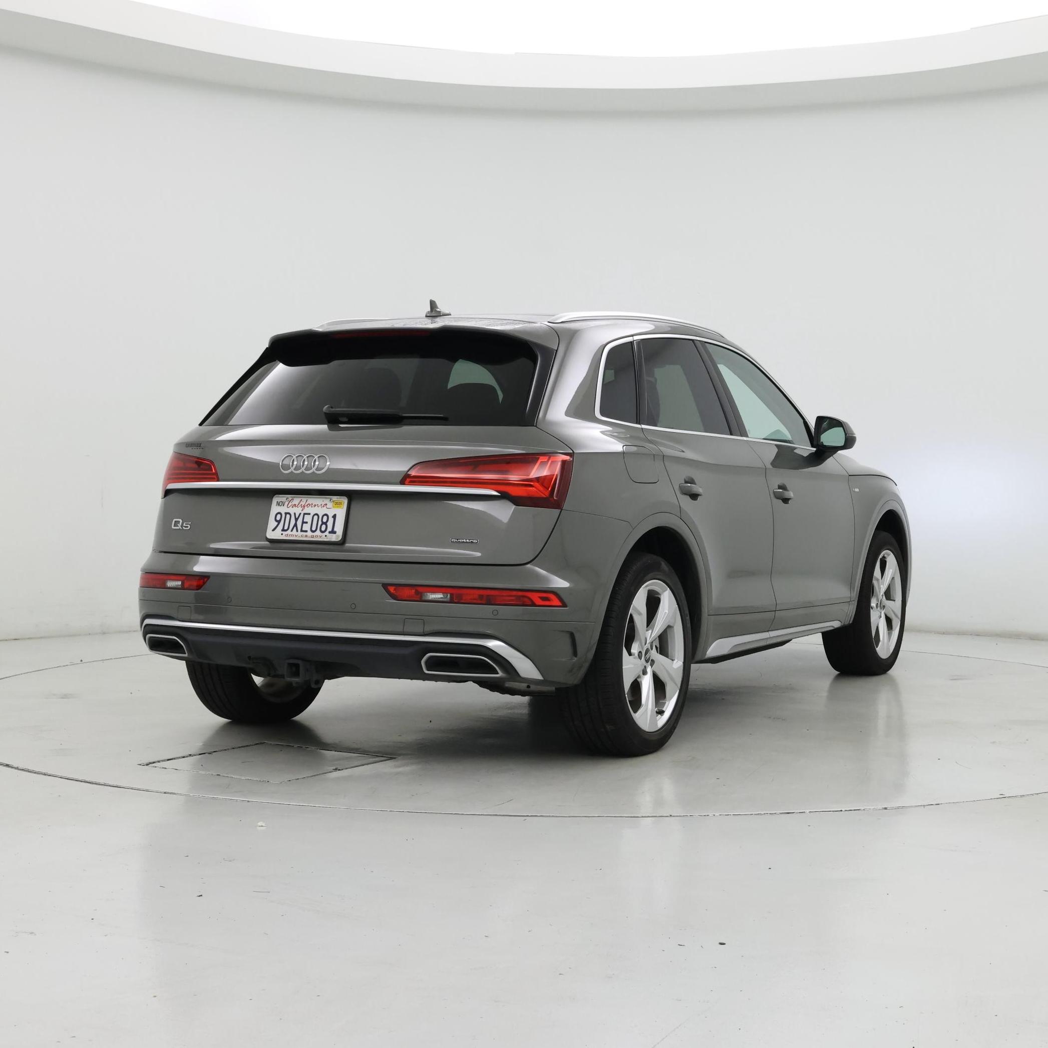 Thumbnail: 2023 Audi Q5 - 8