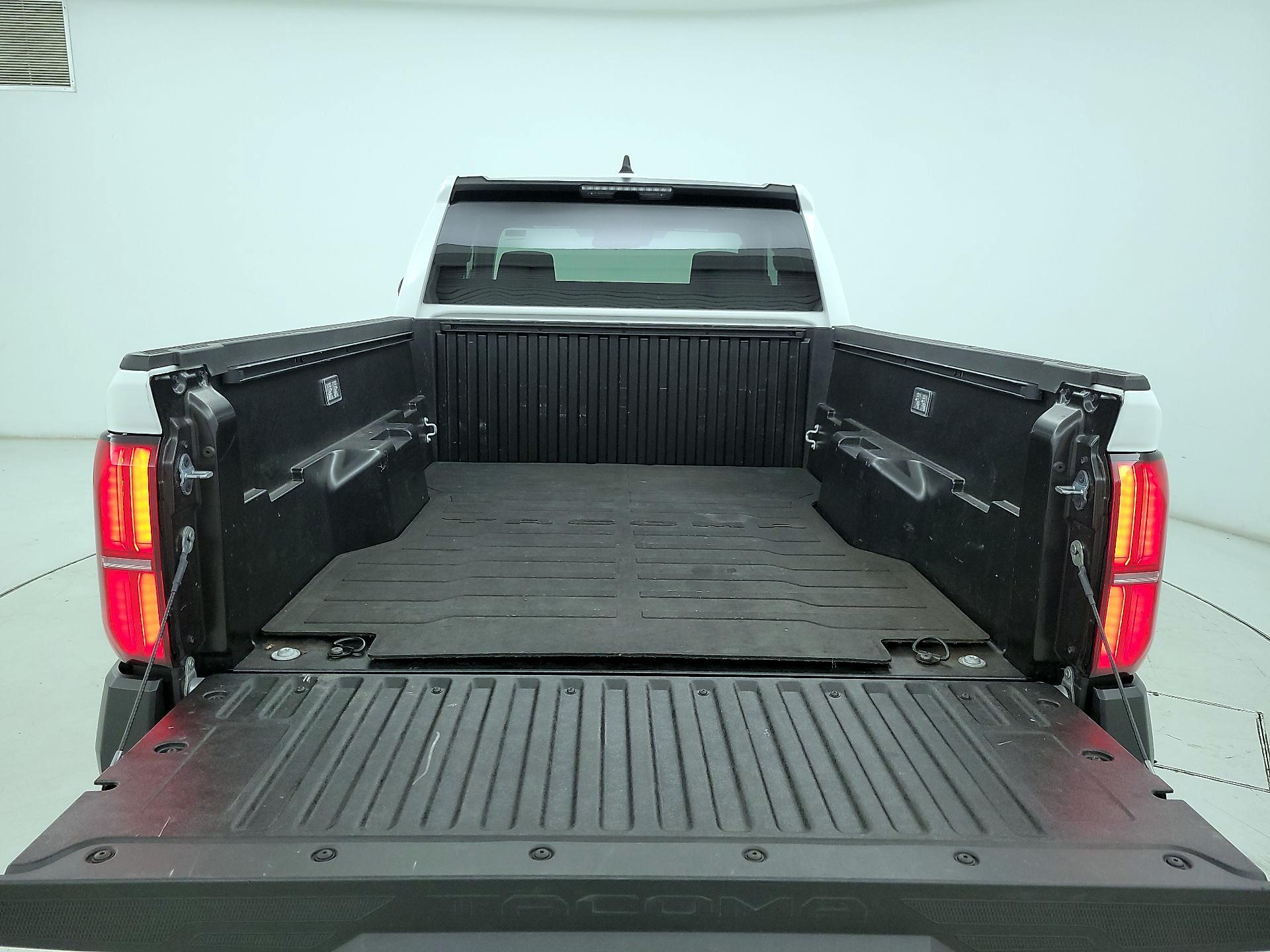 Thumbnail: 2025 Toyota Tacoma - 19