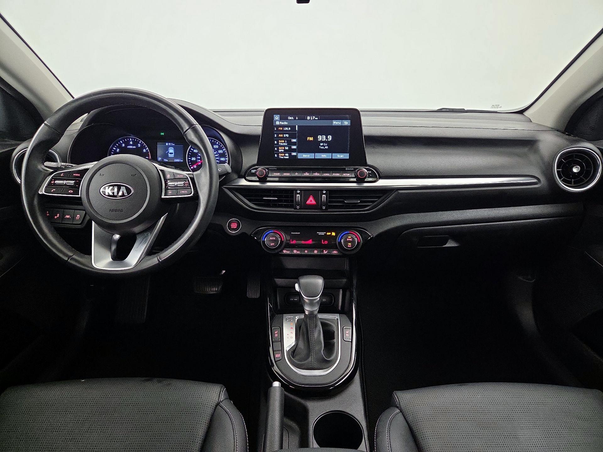 Thumbnail: 2020 Kia Forte - 9