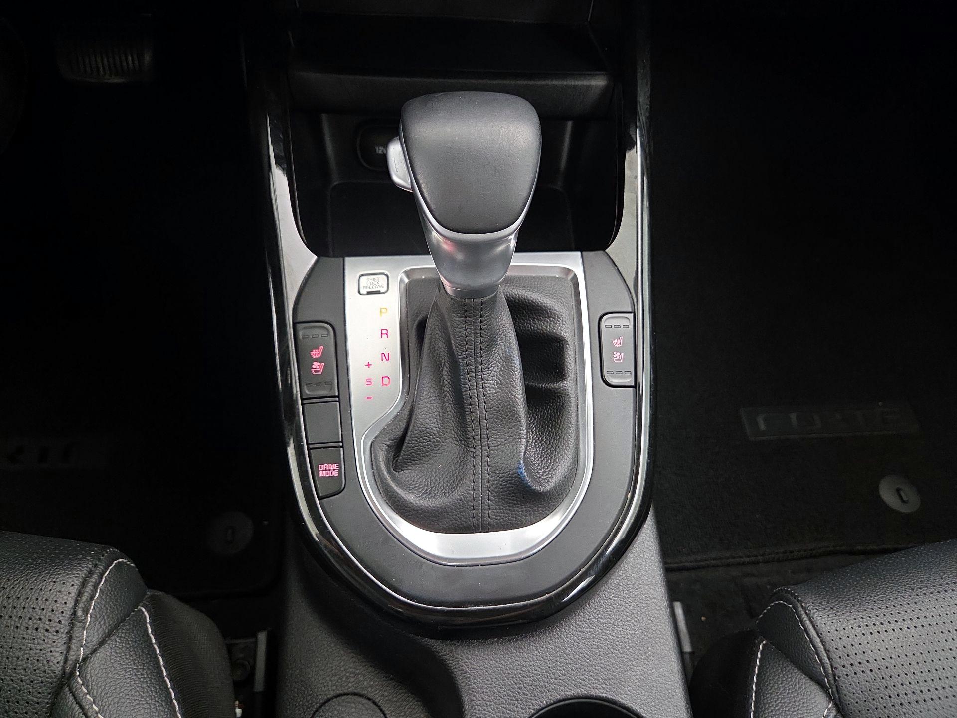 Thumbnail: 2020 Kia Forte - 17