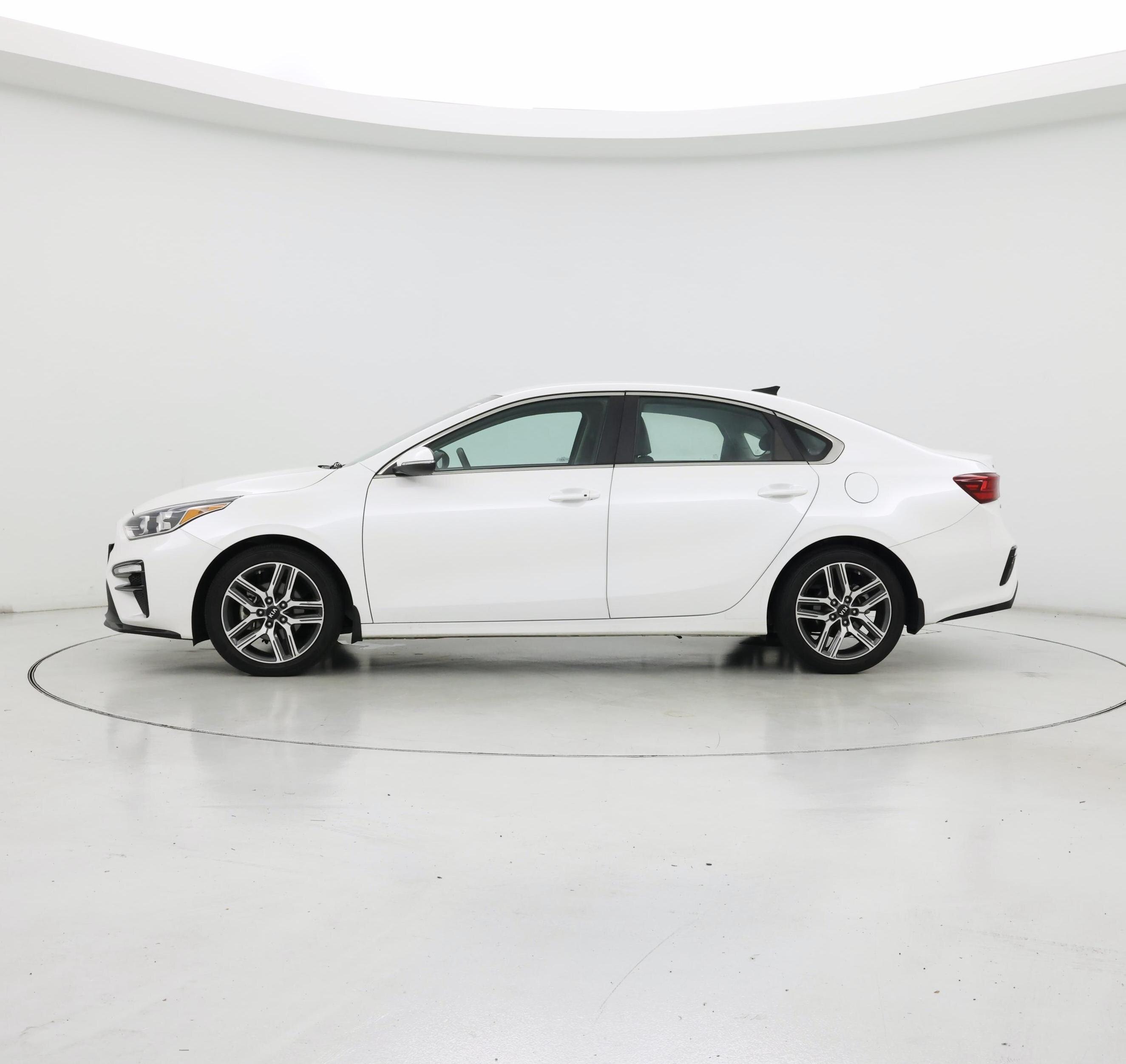 Thumbnail: 2020 Kia Forte - 3