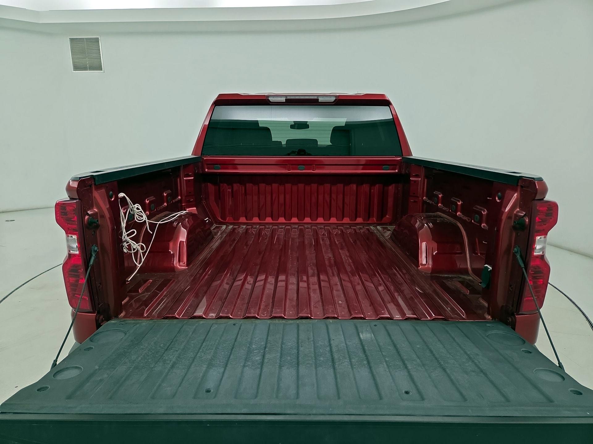Thumbnail: 2023 Chevrolet Silverado 1500 - 20