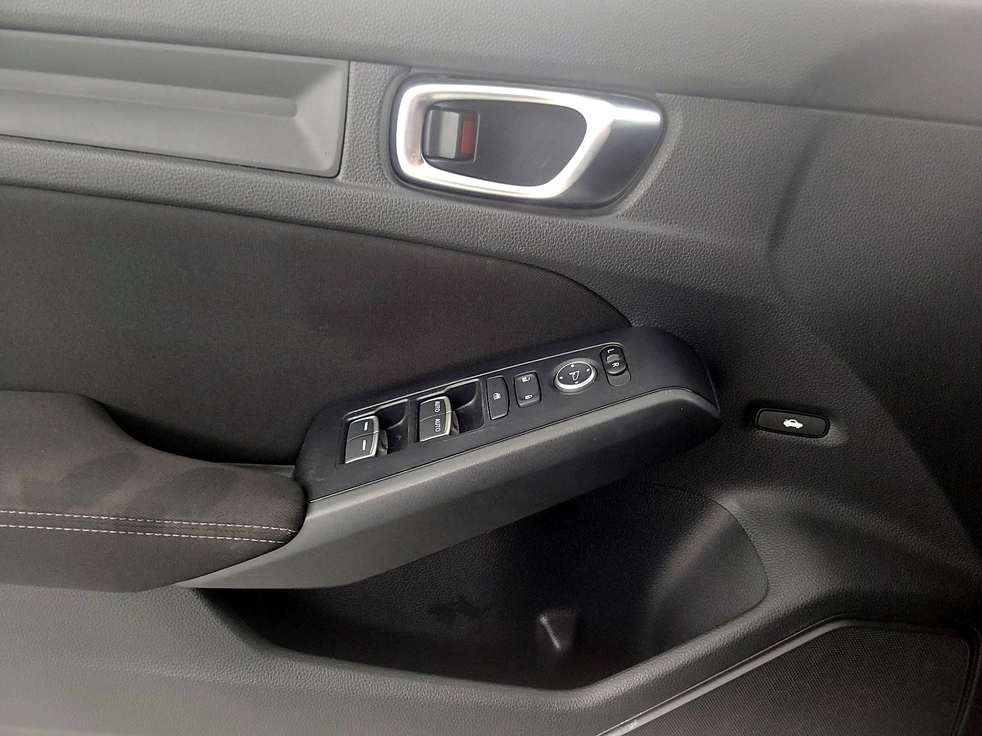 Thumbnail: 2024 Honda Civic - 12