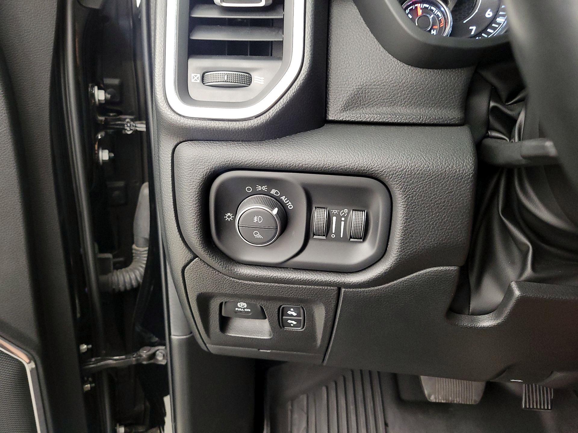 Thumbnail: 2023 RAM 1500 - 13