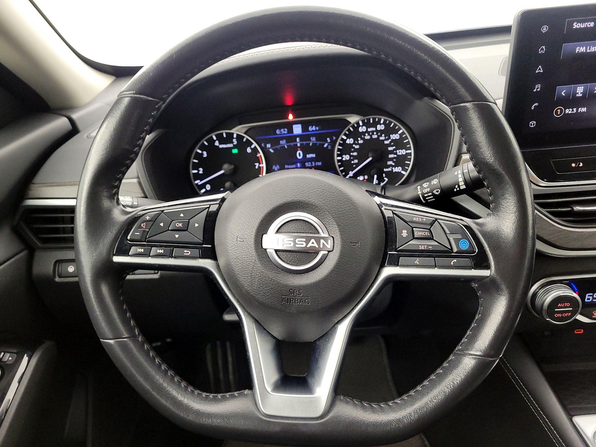 Thumbnail: 2023 Nissan Altima - 10