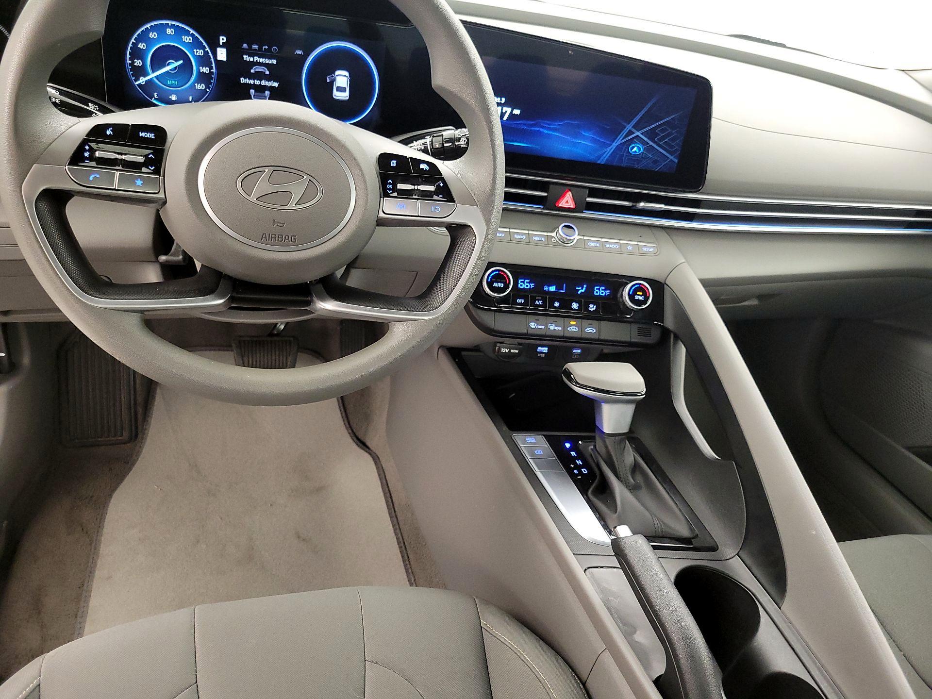 Thumbnail: 2024 Hyundai Elantra - 9