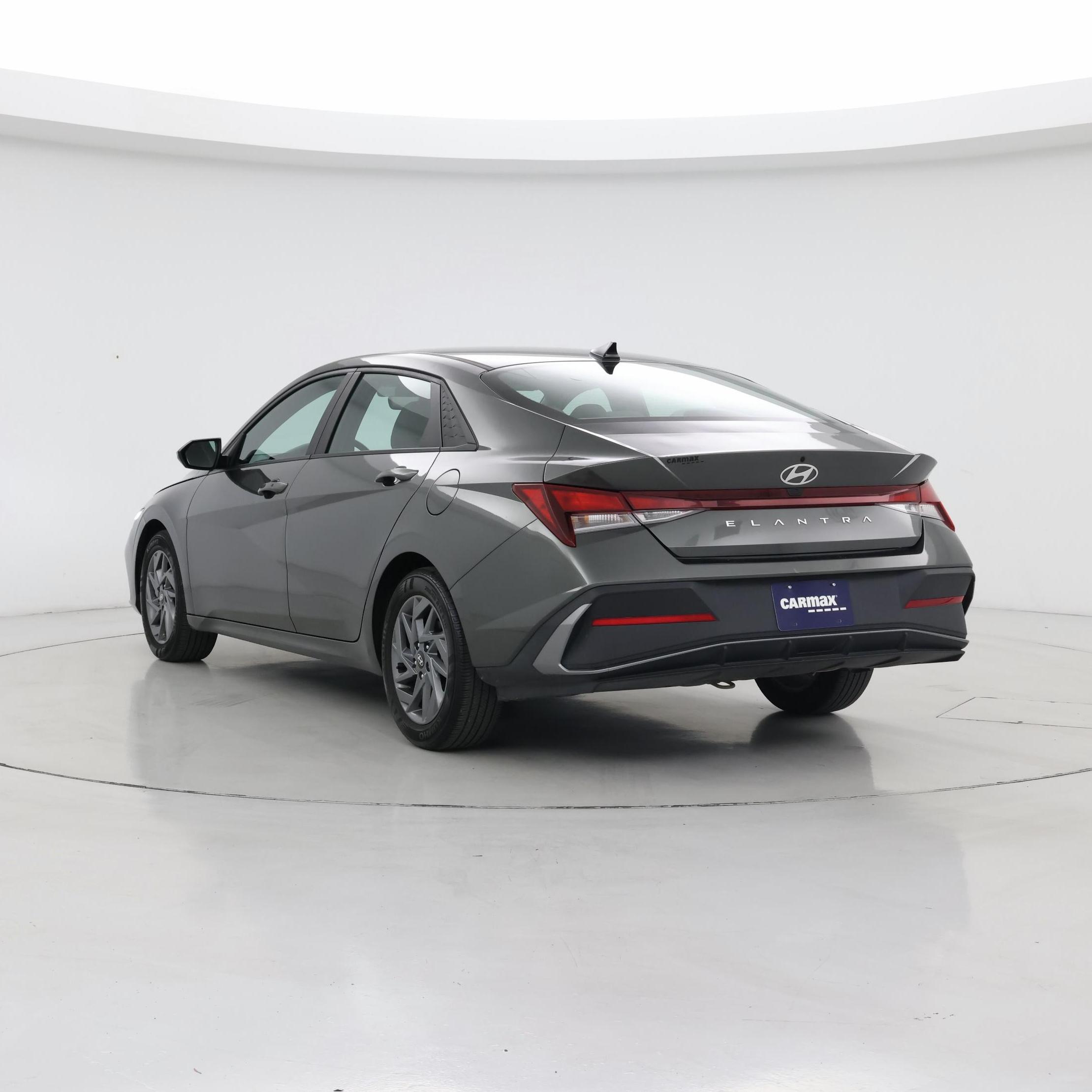 Thumbnail: 2024 Hyundai Elantra - 2