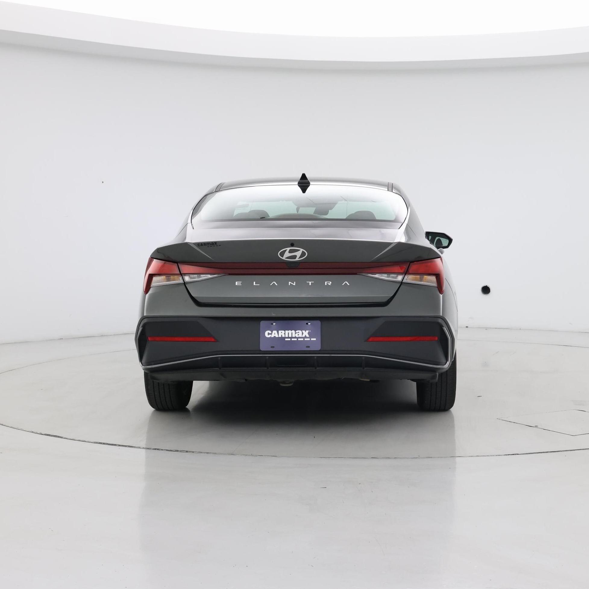 Thumbnail: 2024 Hyundai Elantra - 6