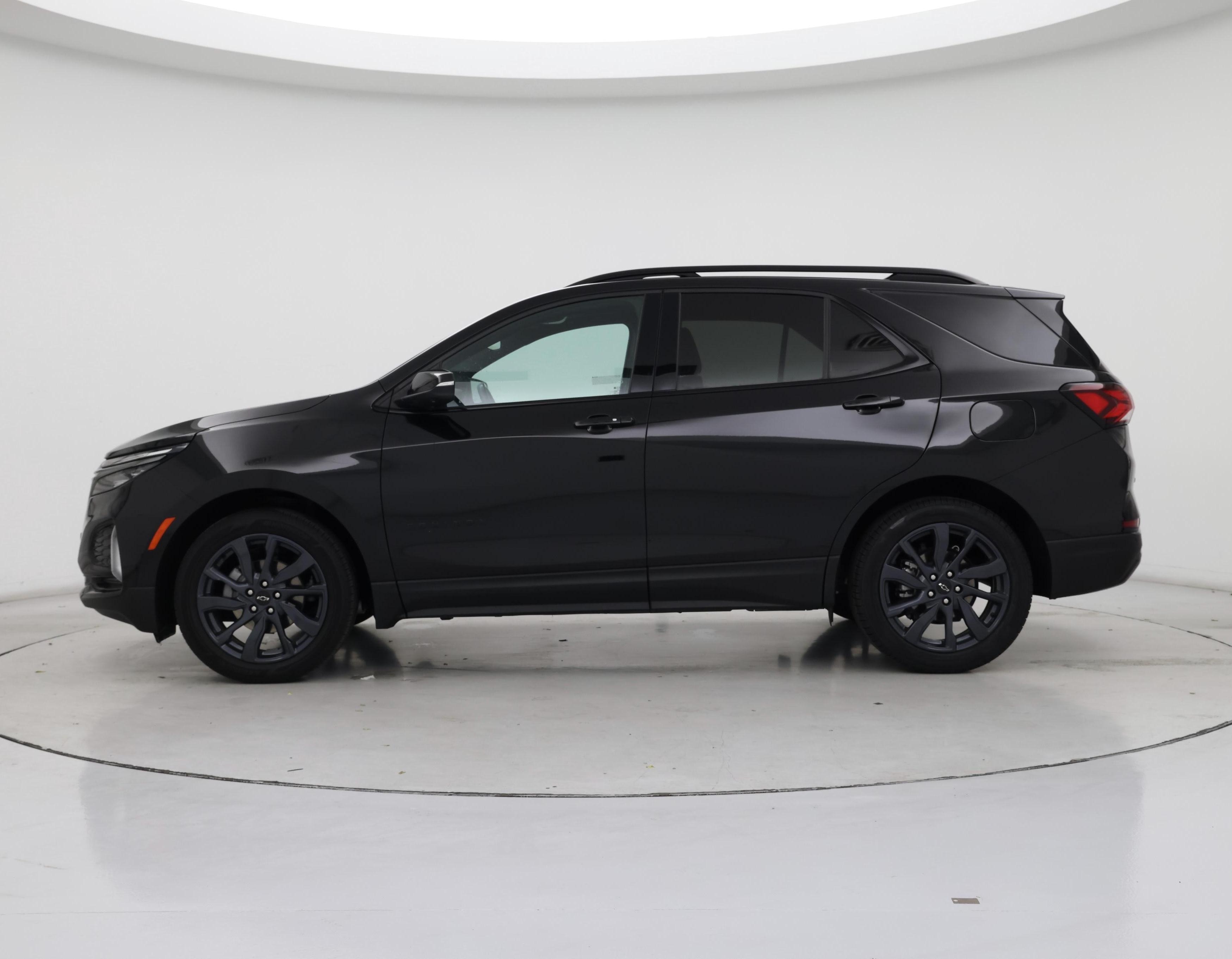 Thumbnail: 2022 Chevrolet Equinox - 3
