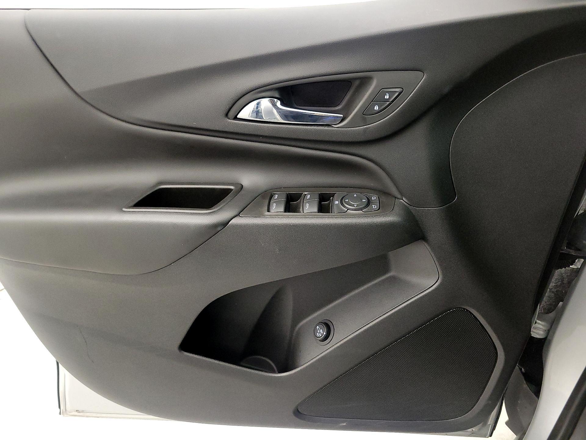 Thumbnail: 2022 Chevrolet Equinox - 12