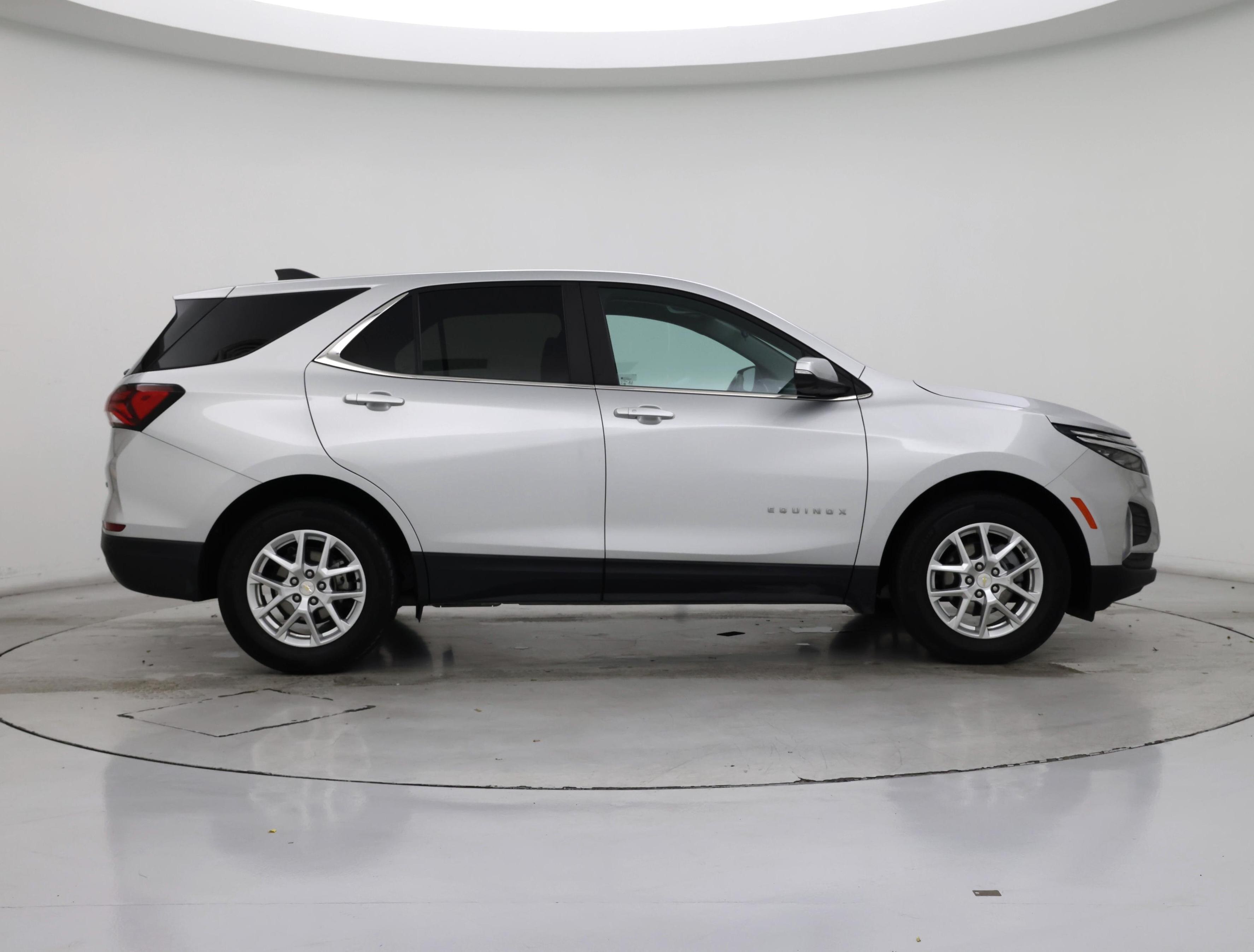 Thumbnail: 2022 Chevrolet Equinox - 7
