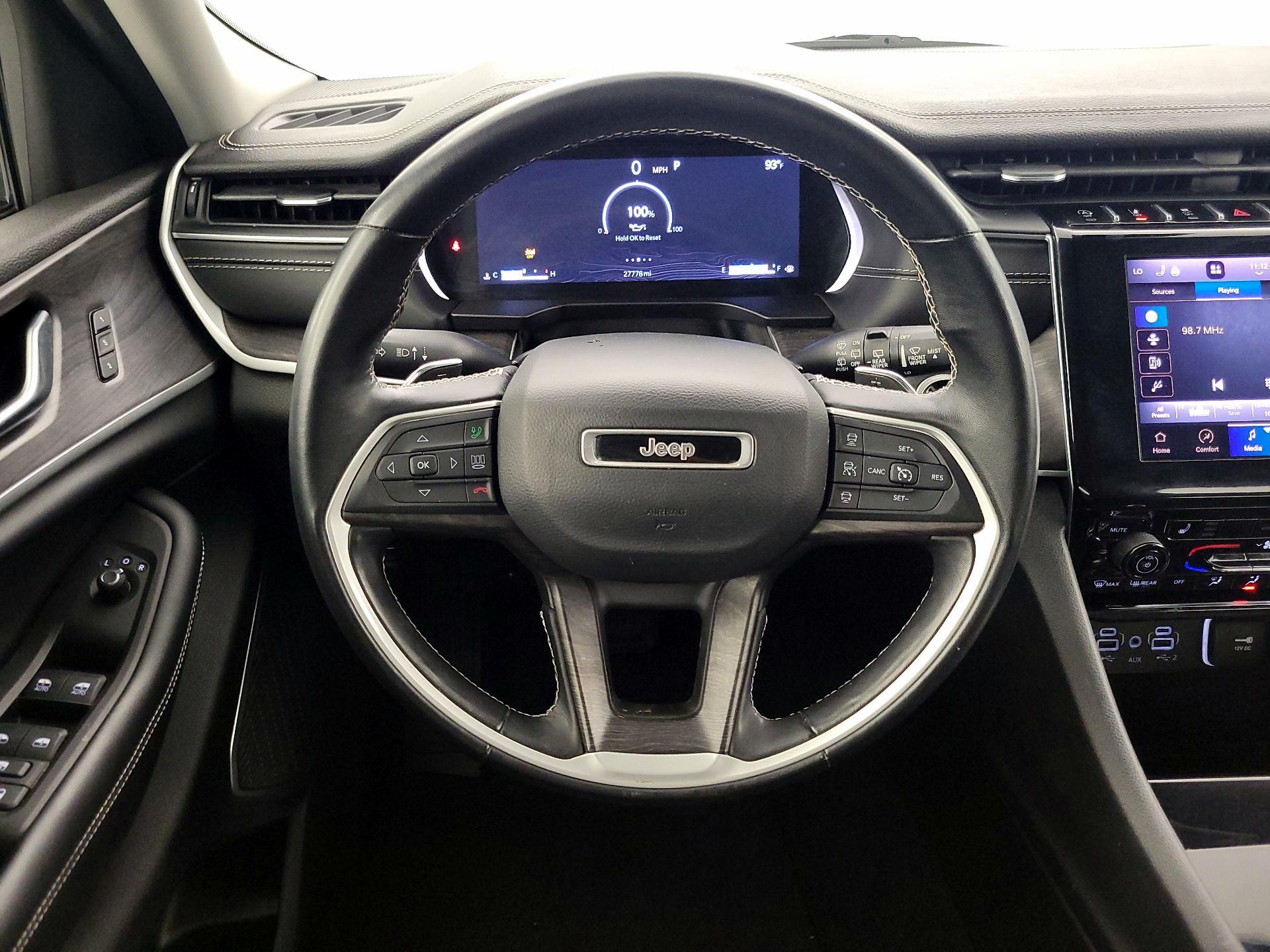 Thumbnail: 2022 Jeep Grand Cherokee - 10