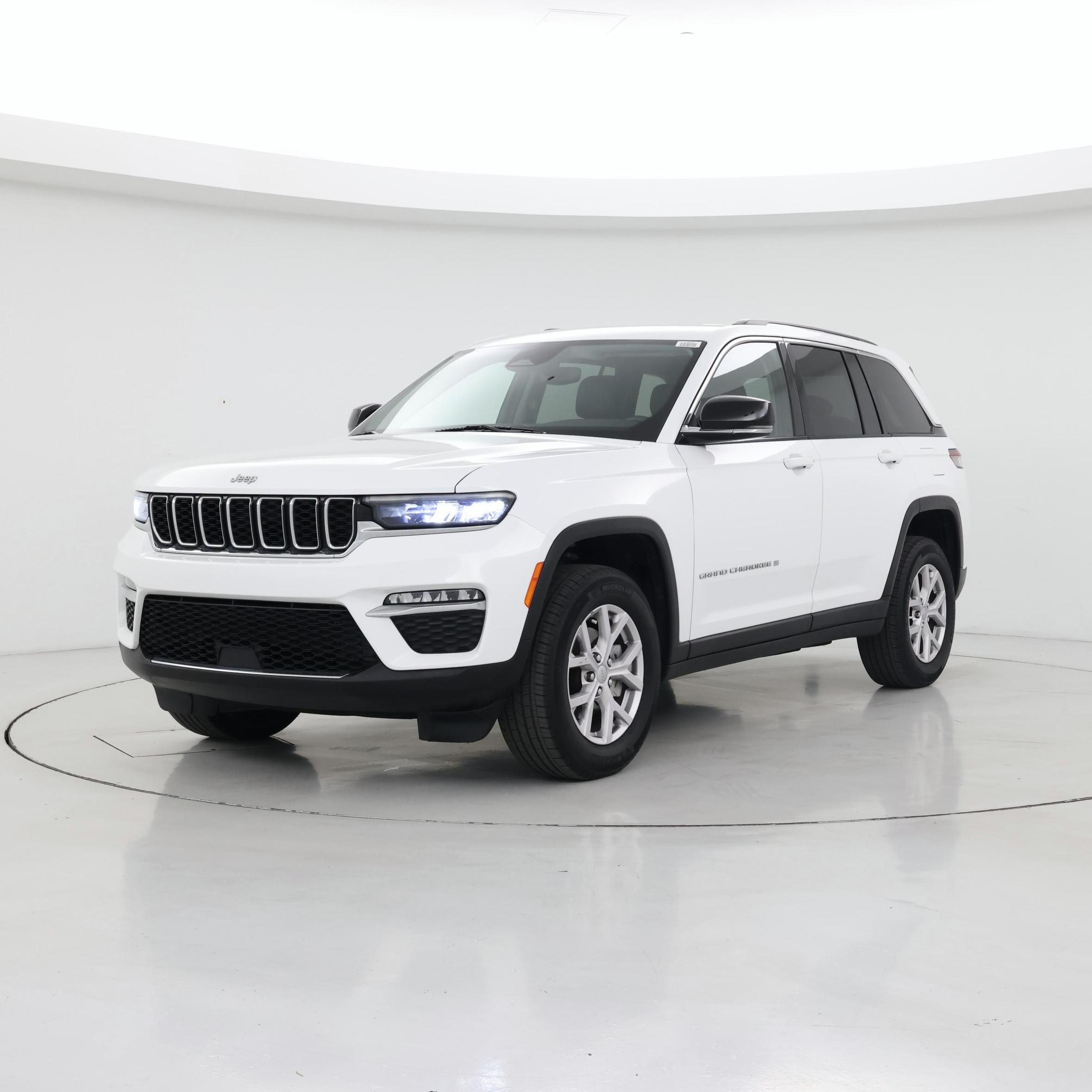Thumbnail: 2022 Jeep Grand Cherokee - 4
