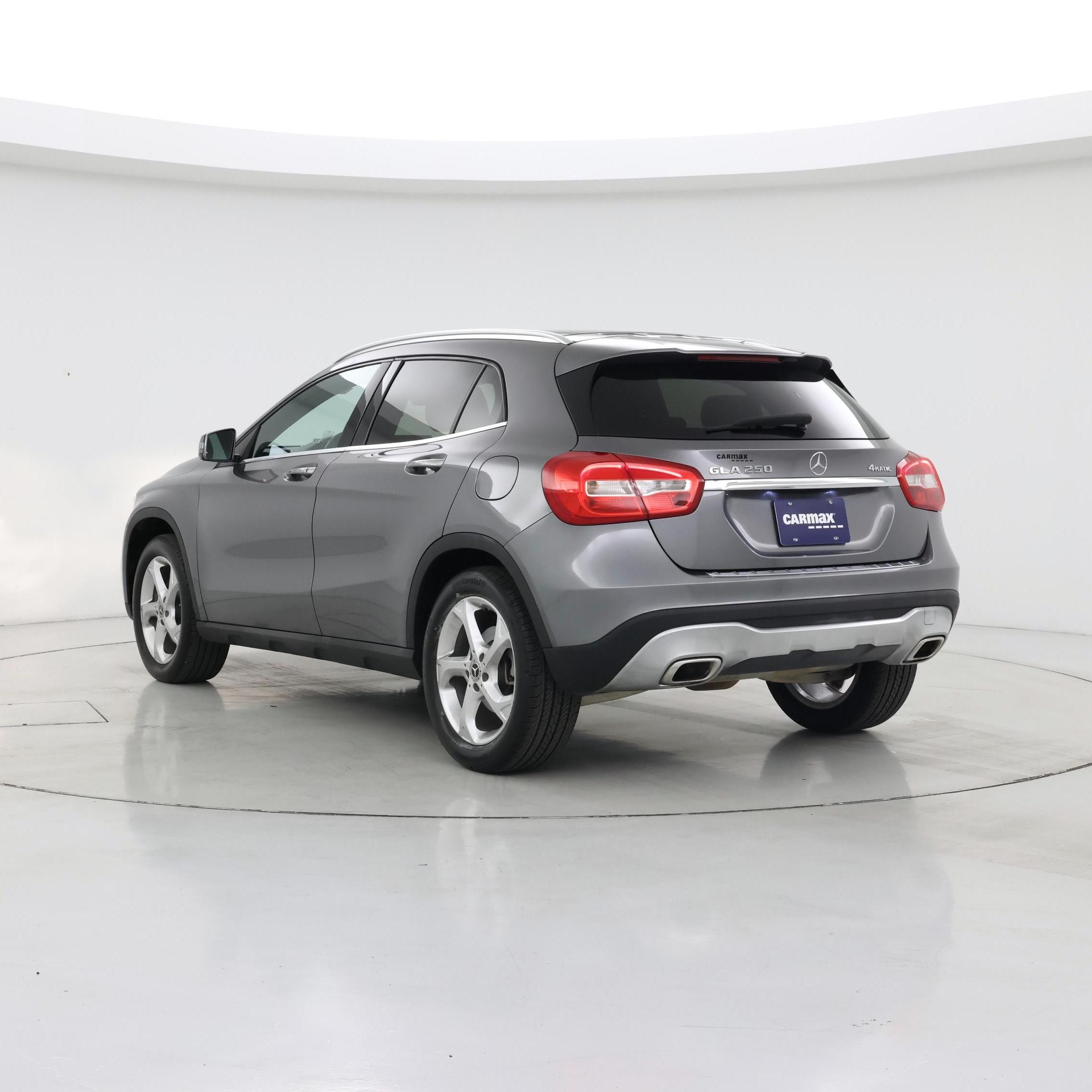 Thumbnail: 2020 Mercedes-Benz GLA - 2
