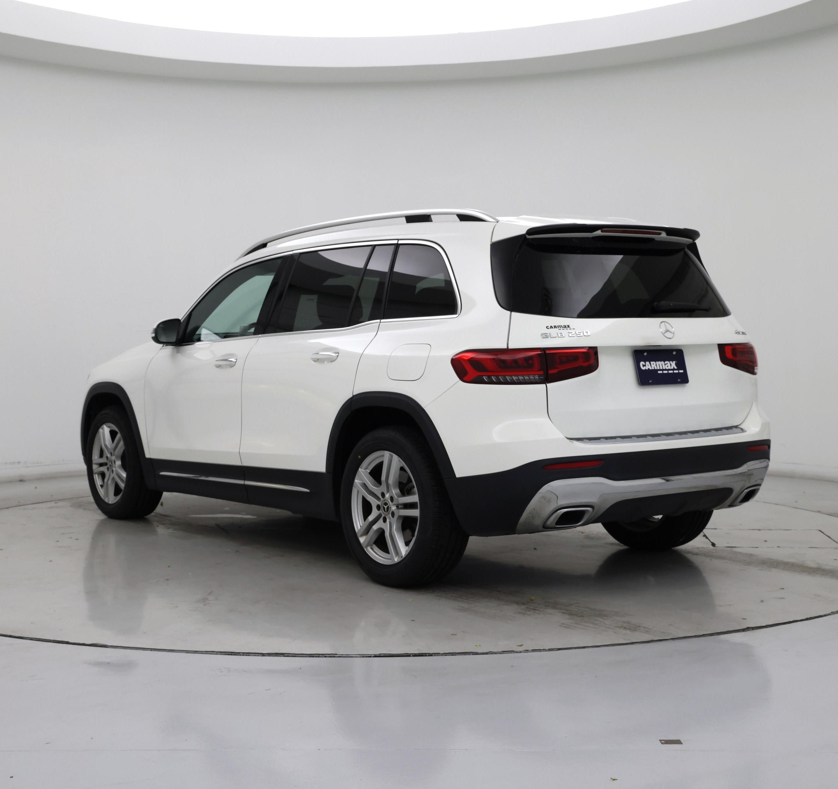 Thumbnail: 2023 Mercedes-Benz GLB - 2