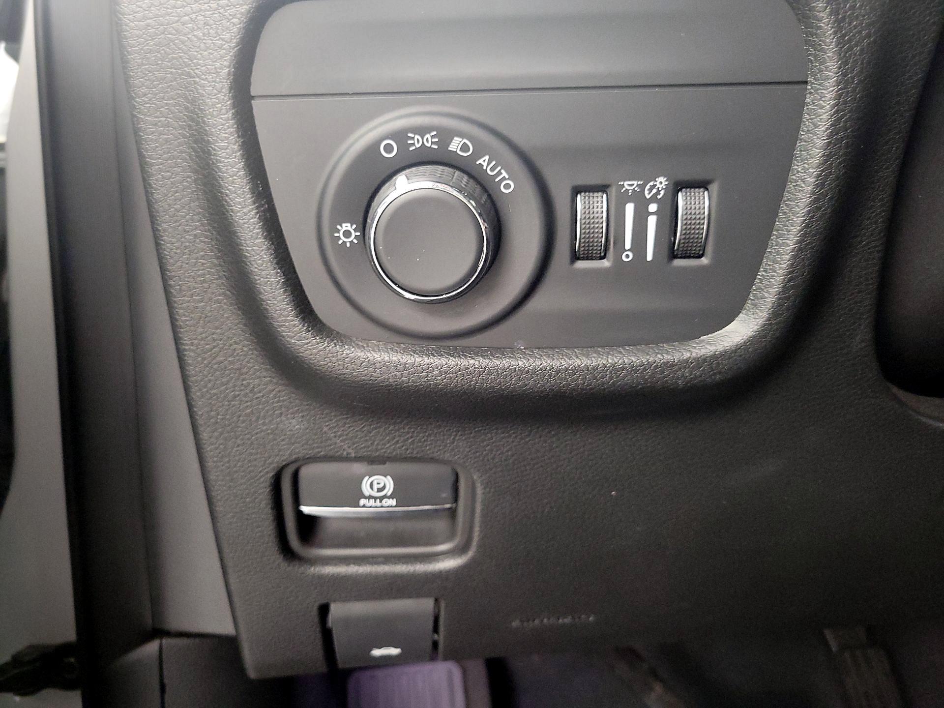 Thumbnail: 2023 Jeep Grand Cherokee L - 13