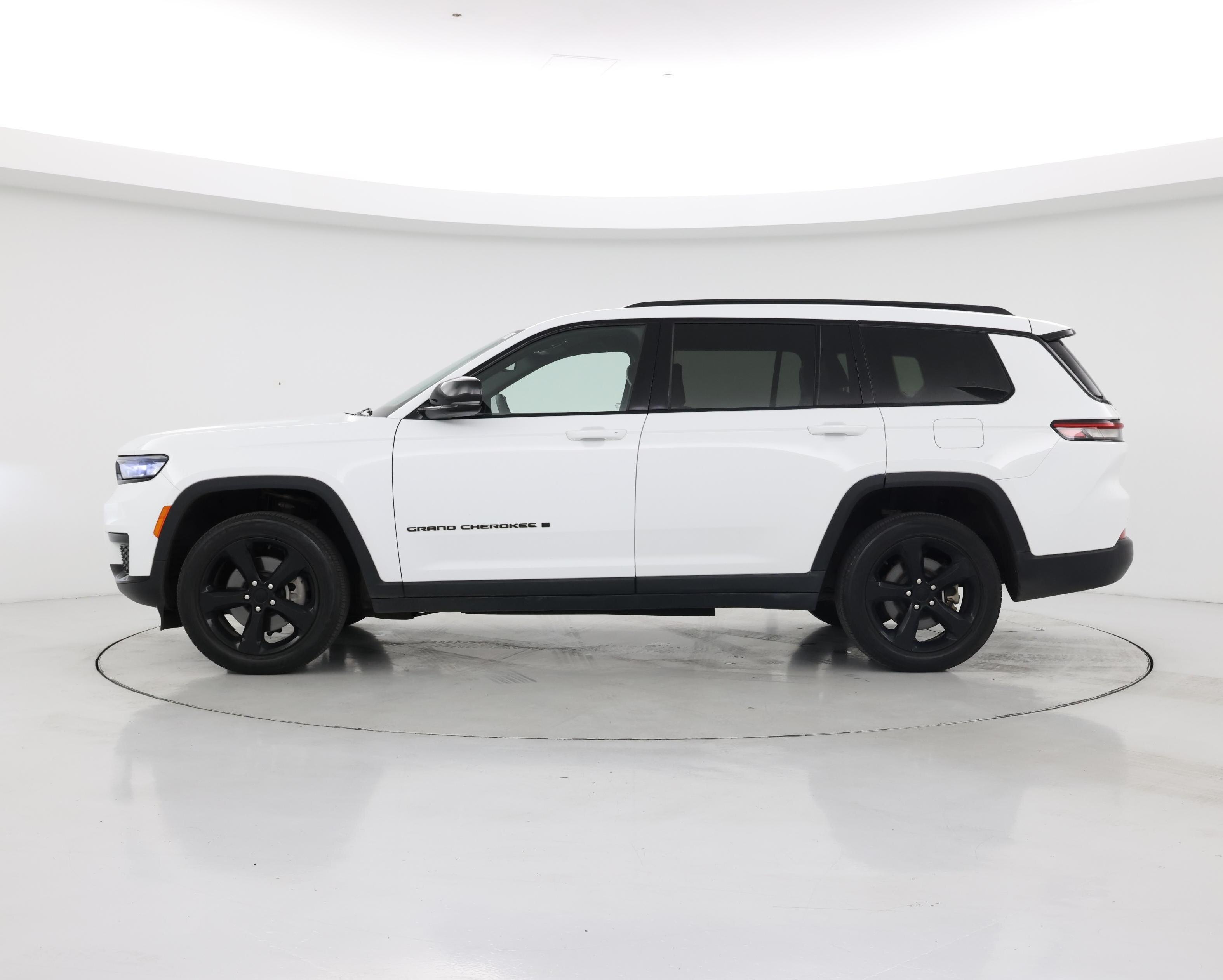 Thumbnail: 2023 Jeep Grand Cherokee L - 3