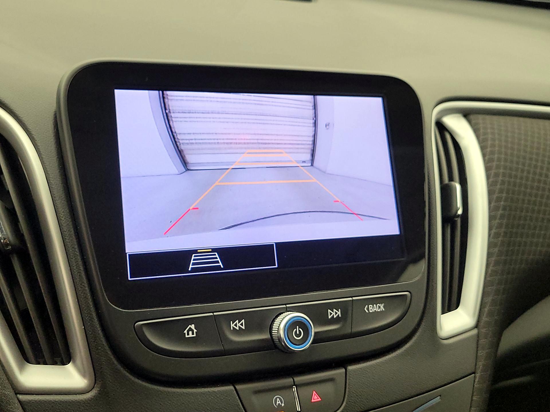 Thumbnail: 2023 Chevrolet Malibu - 14