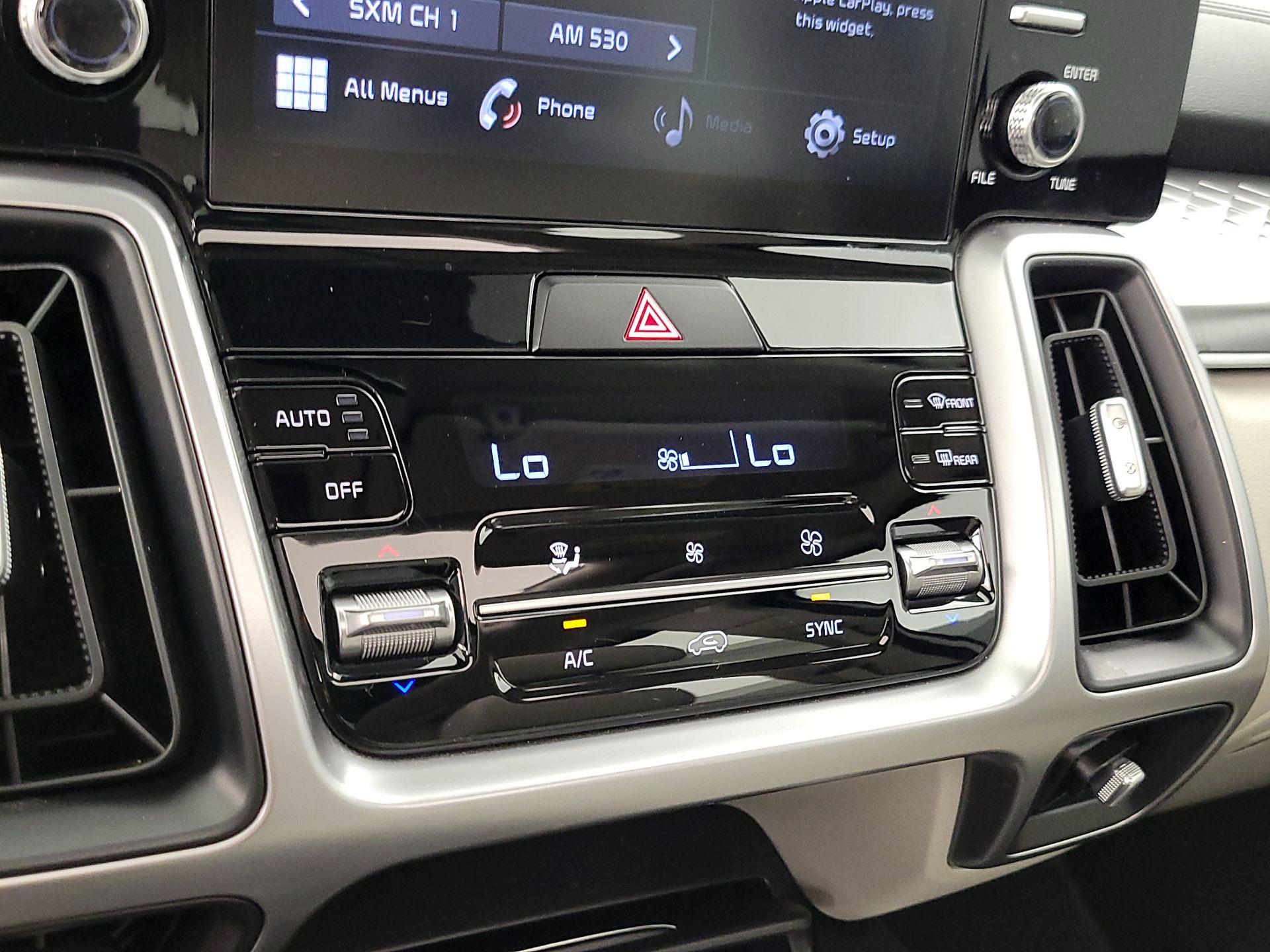 Thumbnail: 2021 Kia Sorento - 16