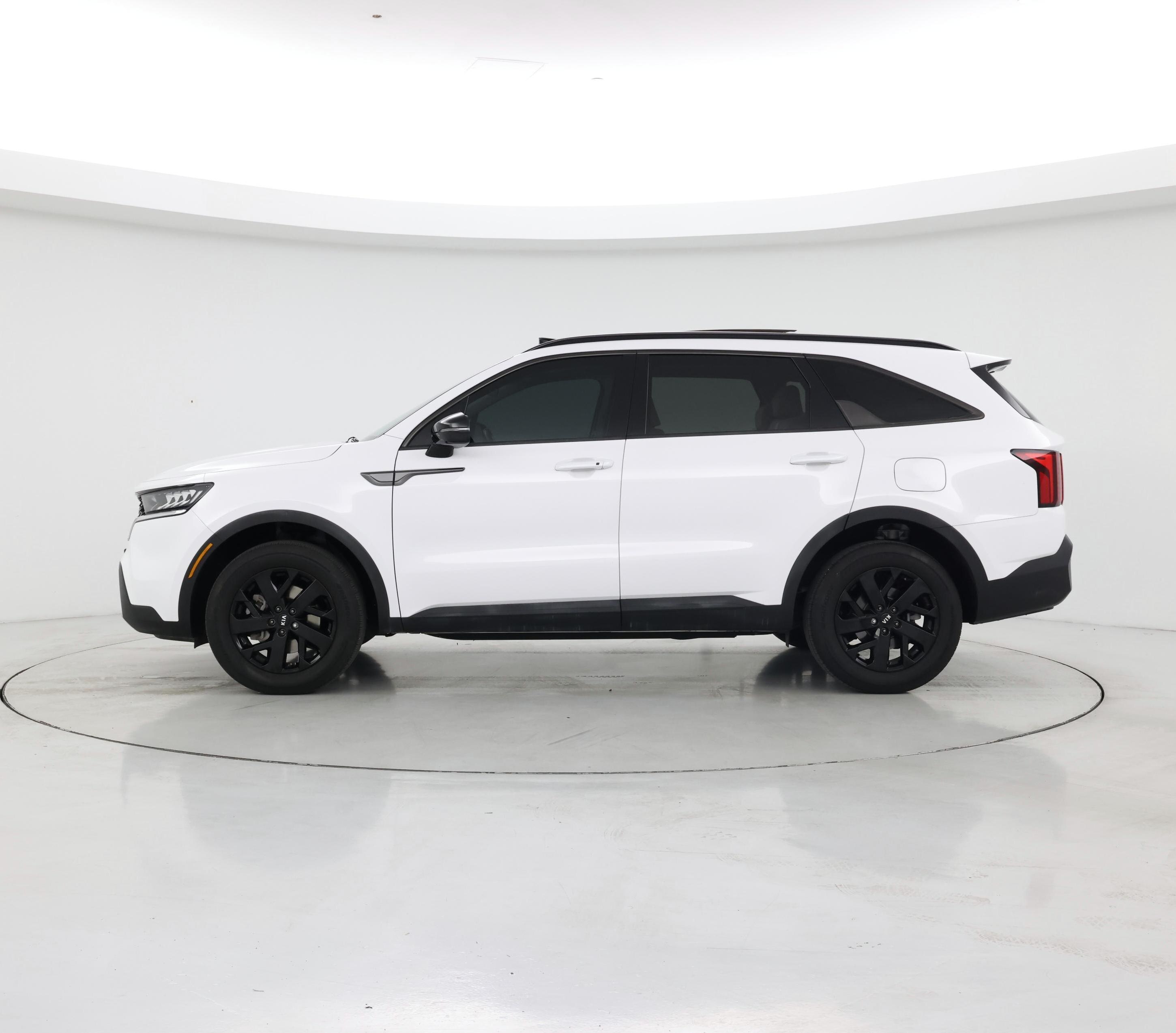 Thumbnail: 2021 Kia Sorento - 3