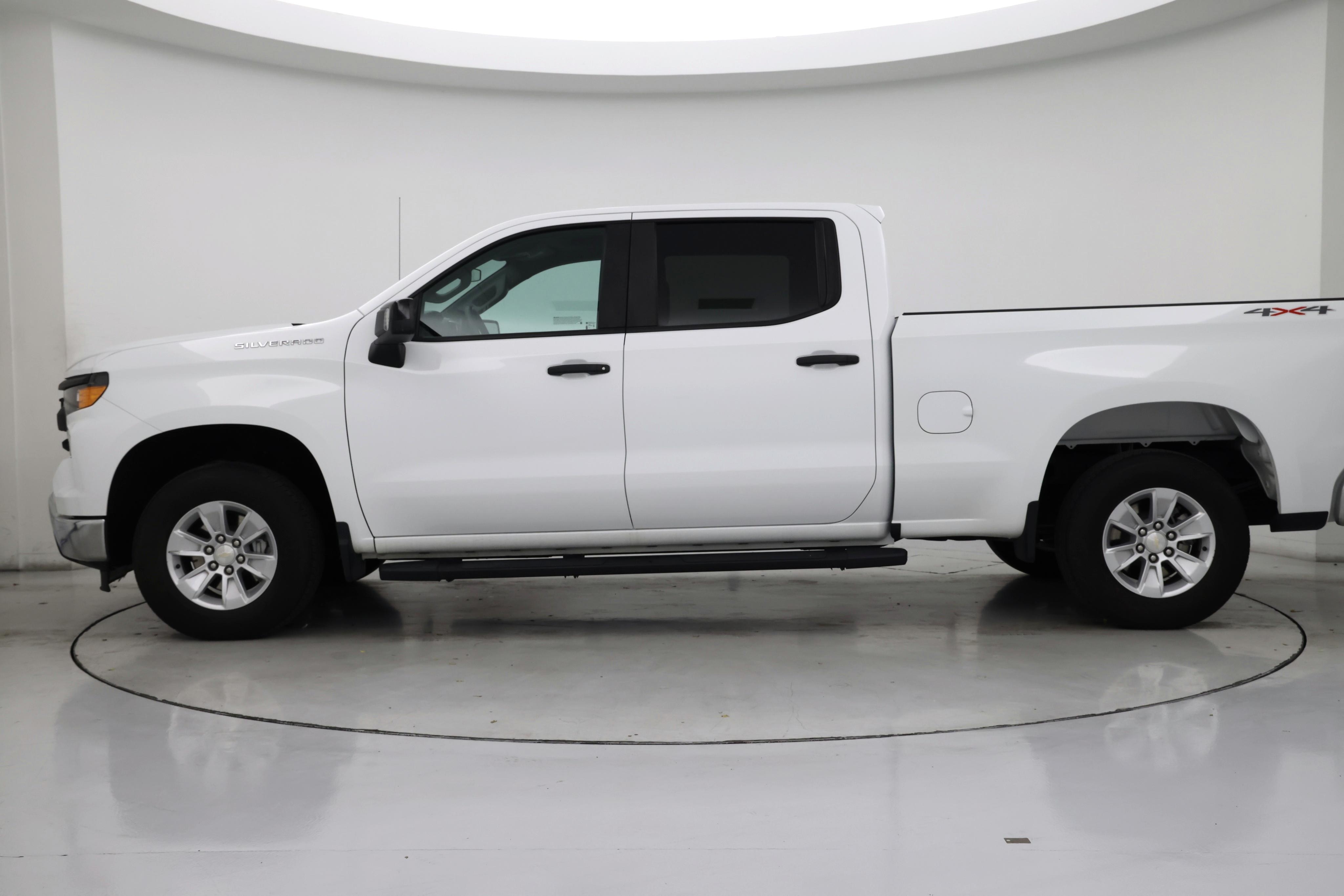 Thumbnail: 2023 Chevrolet Silverado 1500 - 3