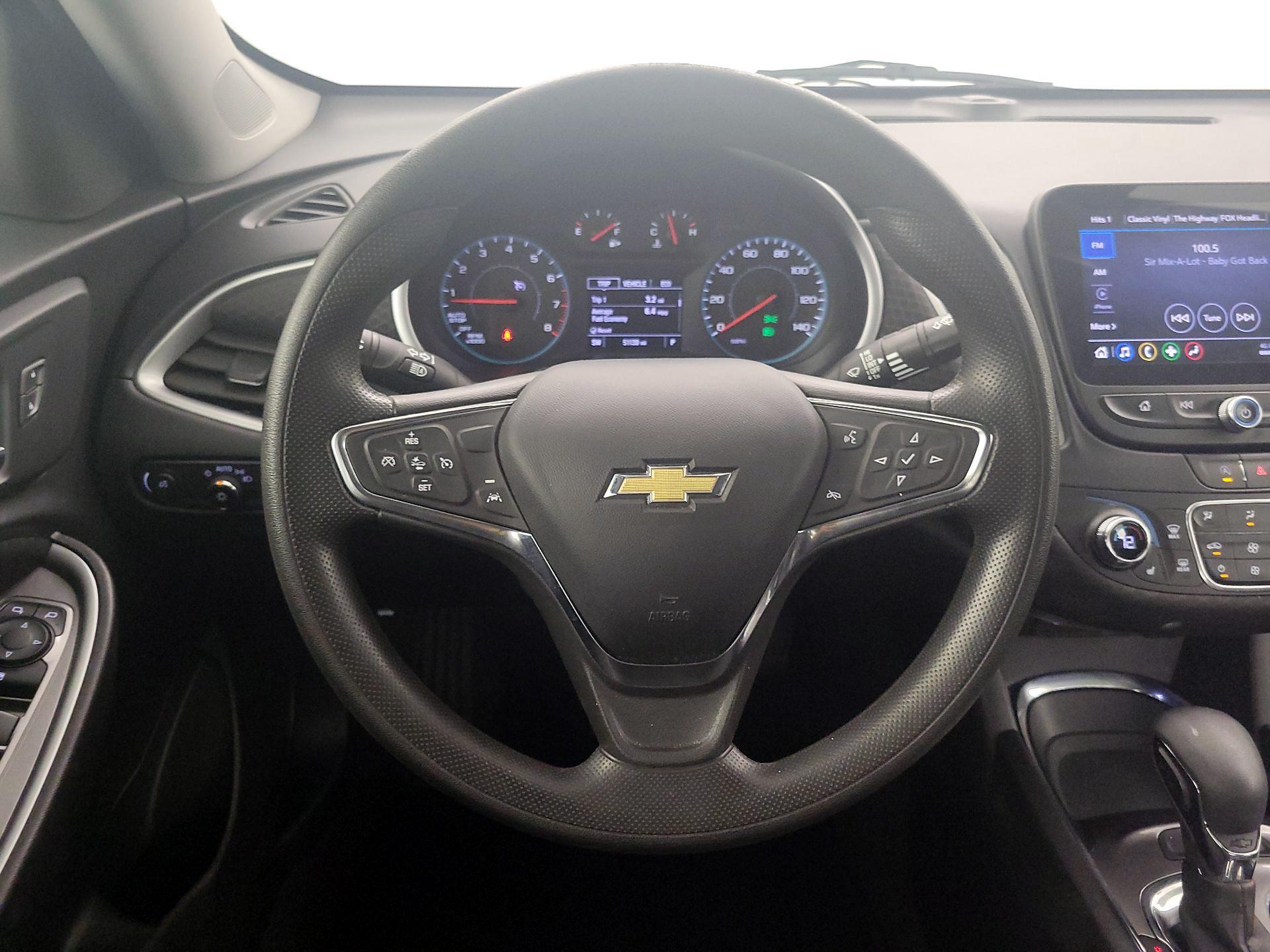 Thumbnail: 2023 Chevrolet Malibu - 10