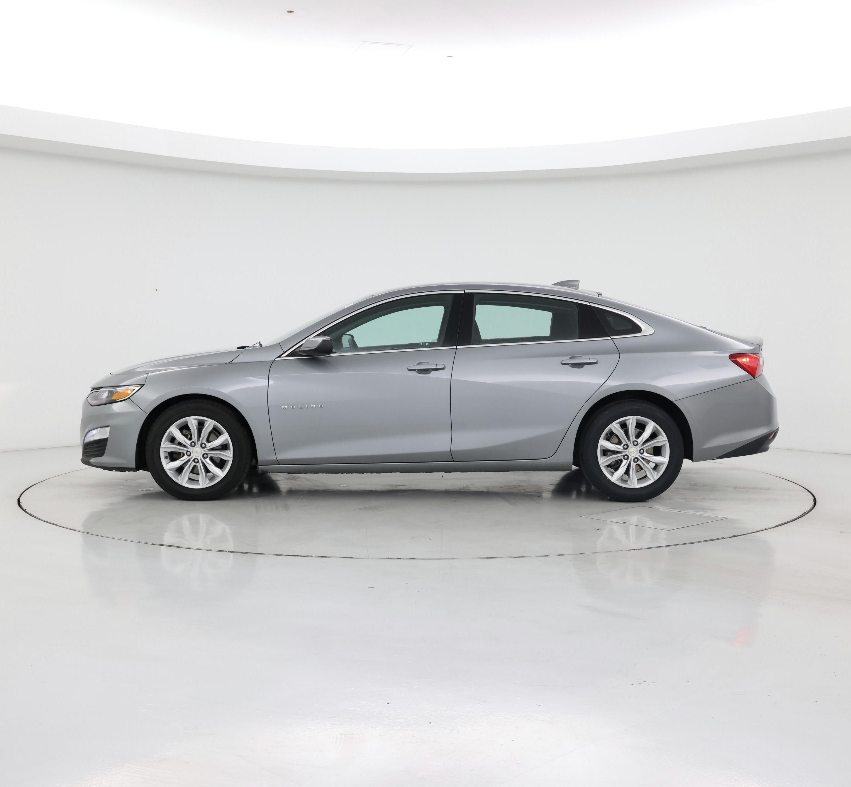 Thumbnail: 2023 Chevrolet Malibu - 3