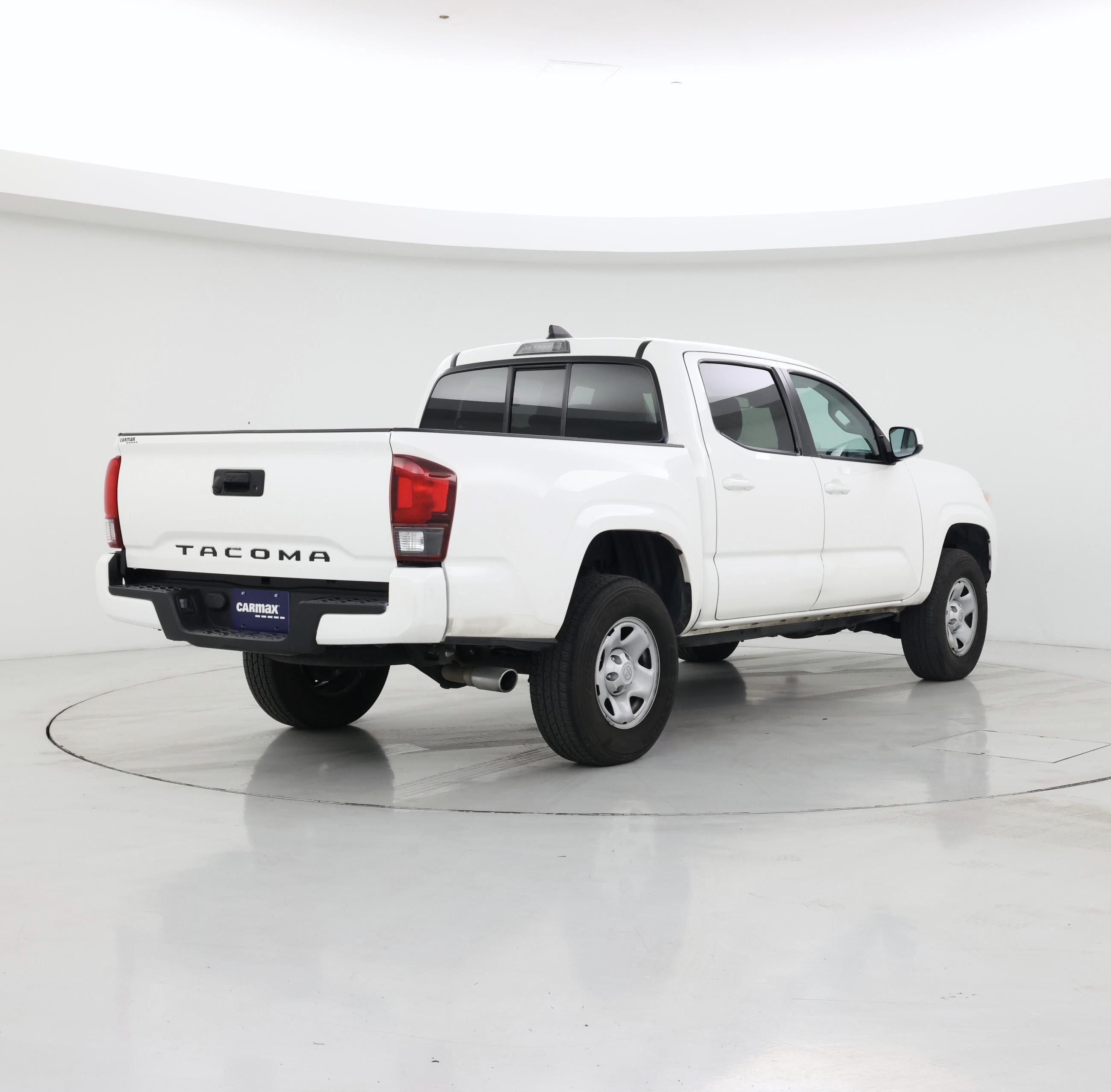Thumbnail: 2022 Toyota Tacoma - 8