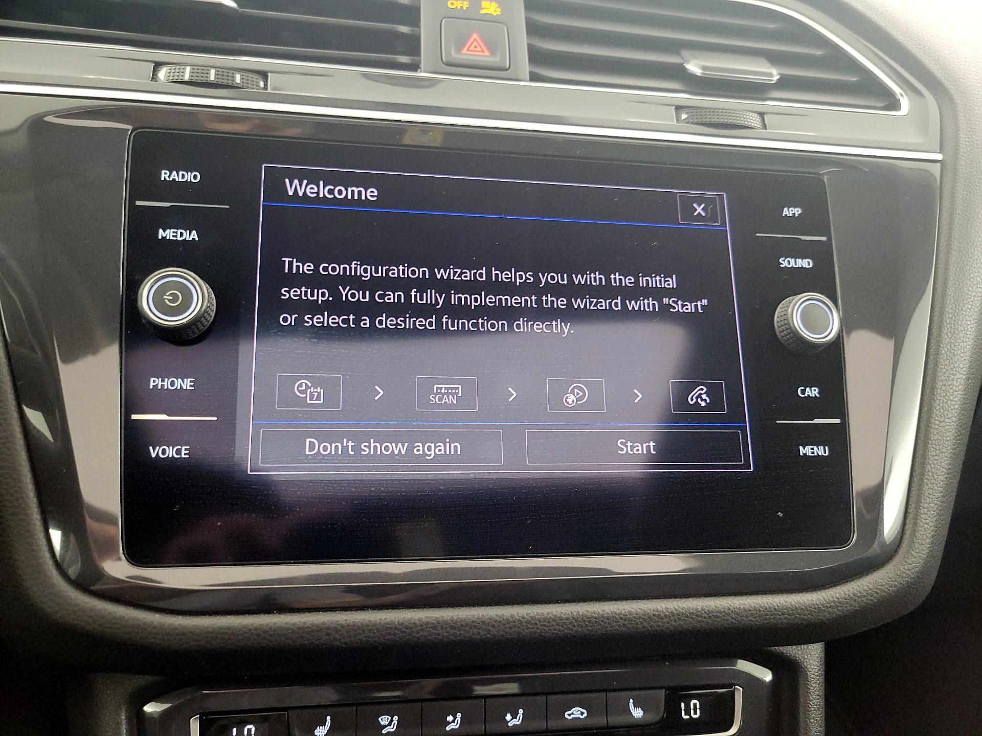 Thumbnail: 2021 Volkswagen Tiguan - 16