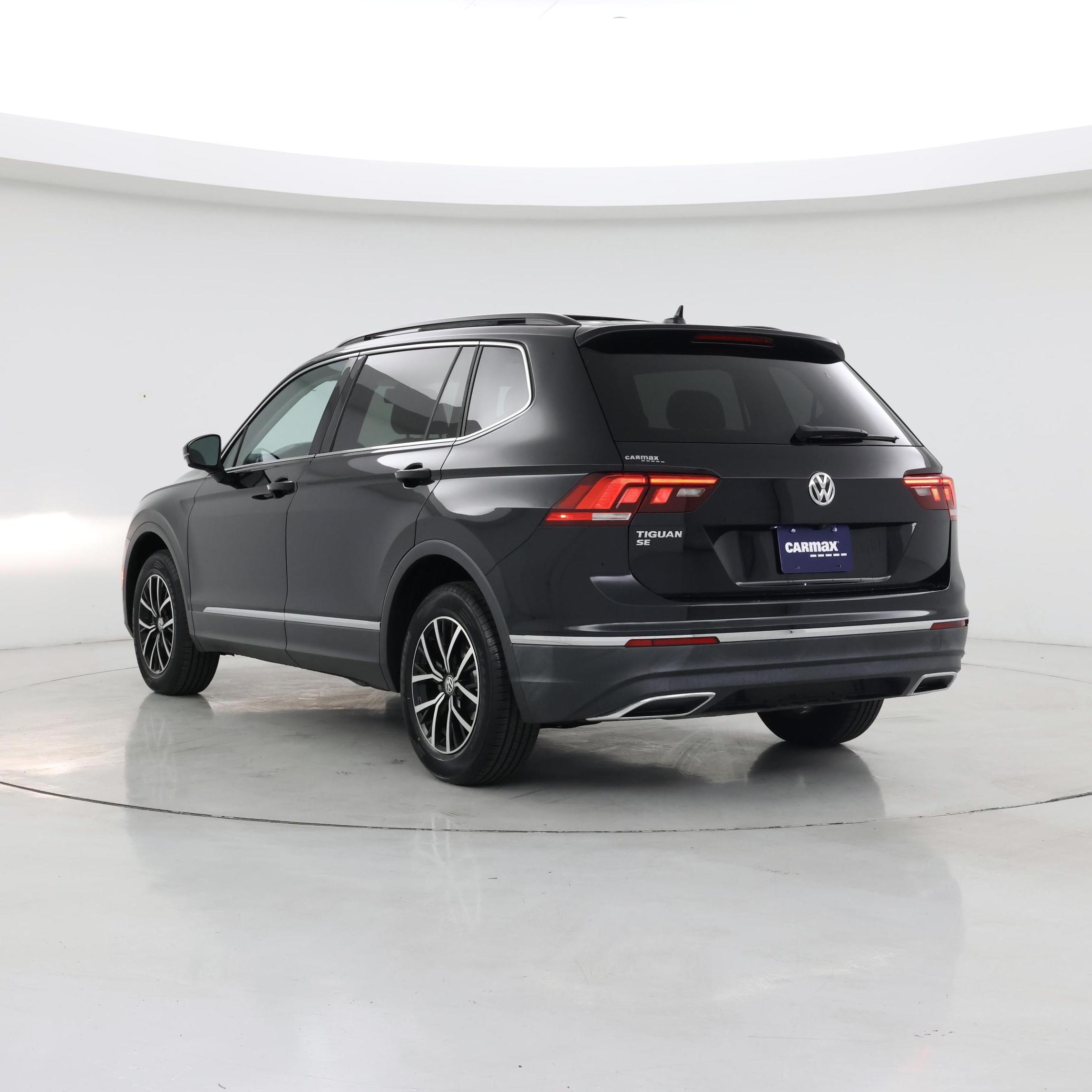 Thumbnail: 2021 Volkswagen Tiguan - 2