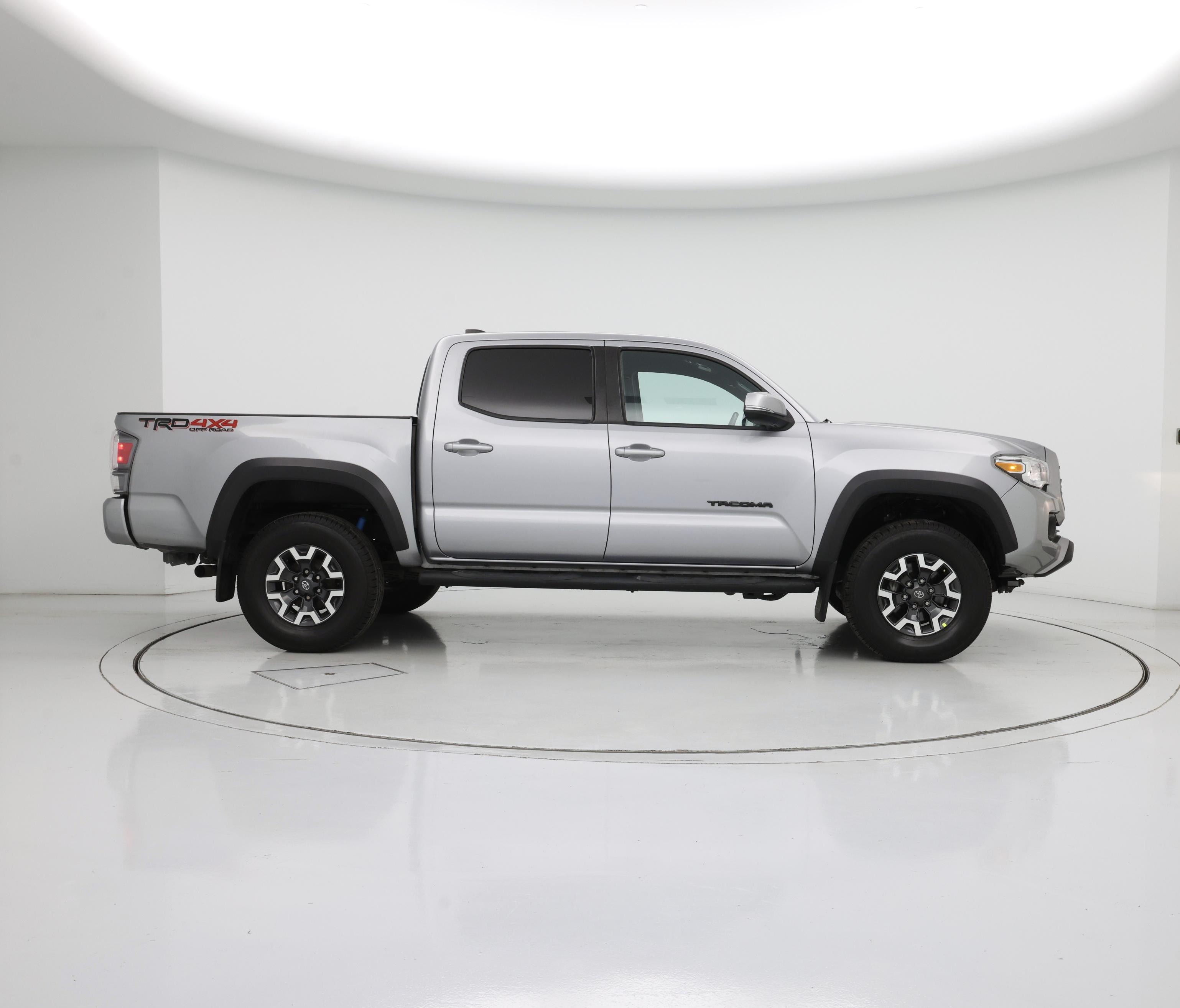 Thumbnail: 2021 Toyota Tacoma - 7