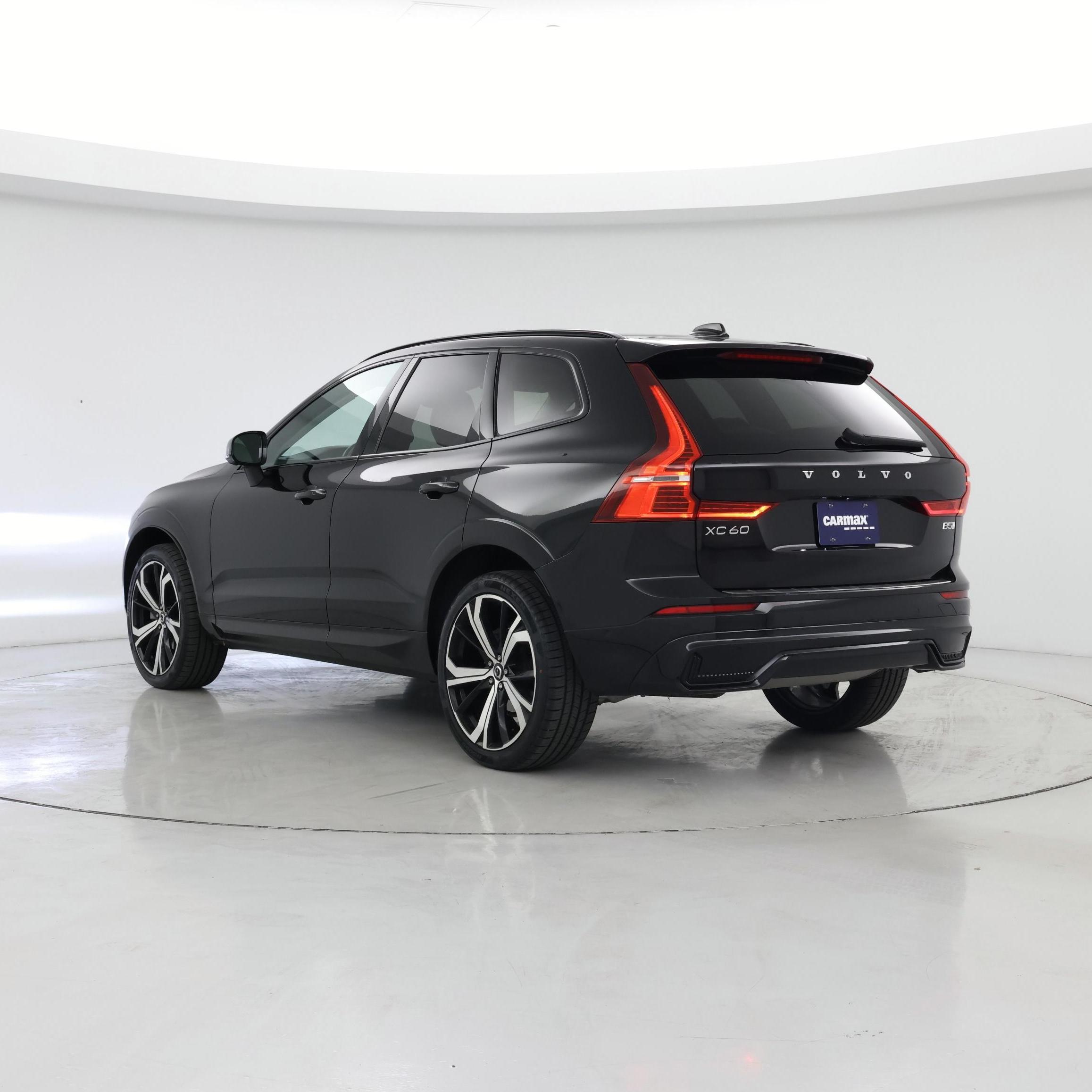 Thumbnail: 2023 Volvo XC60 - 2
