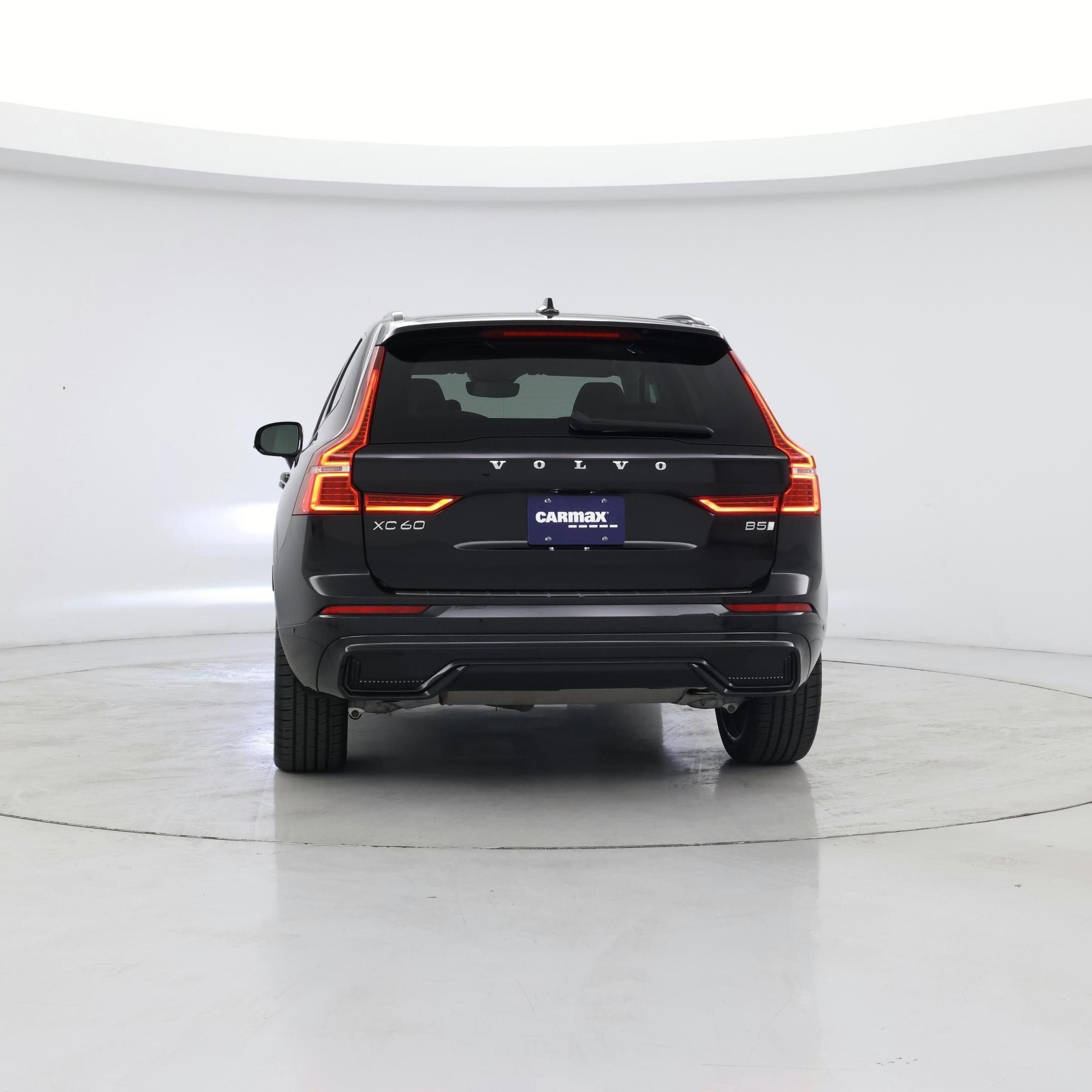 Thumbnail: 2023 Volvo XC60 - 6