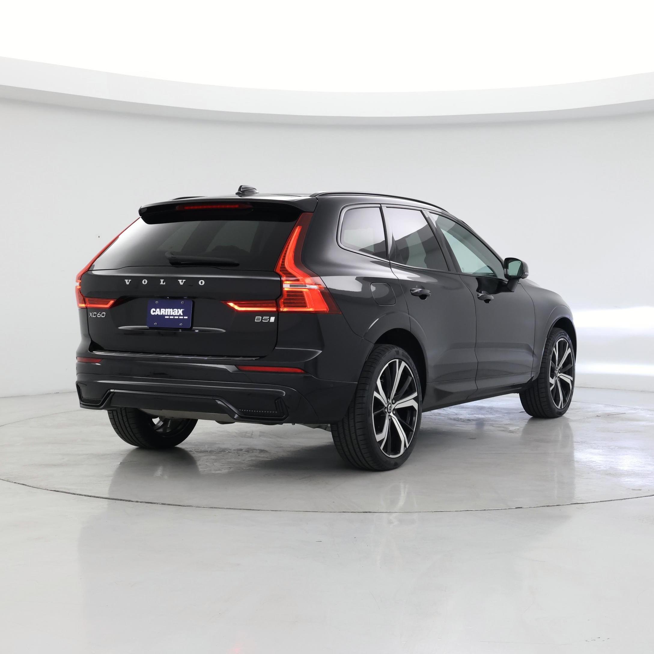 Thumbnail: 2023 Volvo XC60 - 8