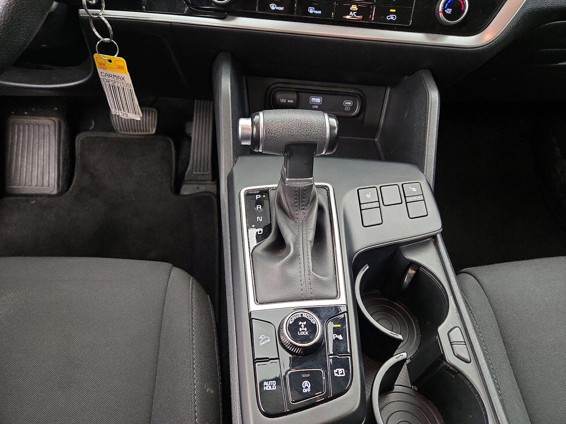 Thumbnail: 2023 Kia Sportage - 17