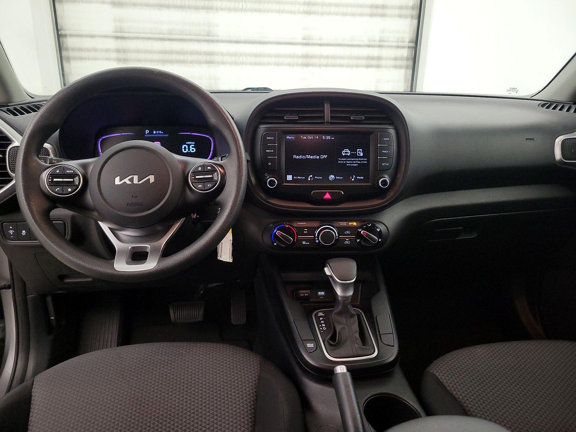 Thumbnail: 2023 Kia Soul - 9