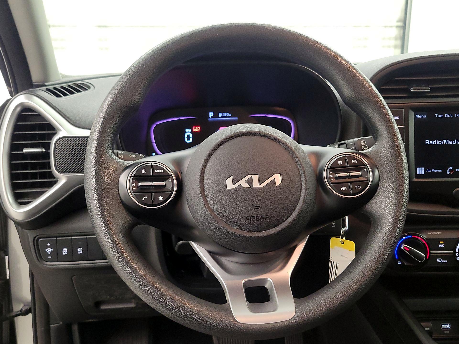 Thumbnail: 2023 Kia Soul - 10