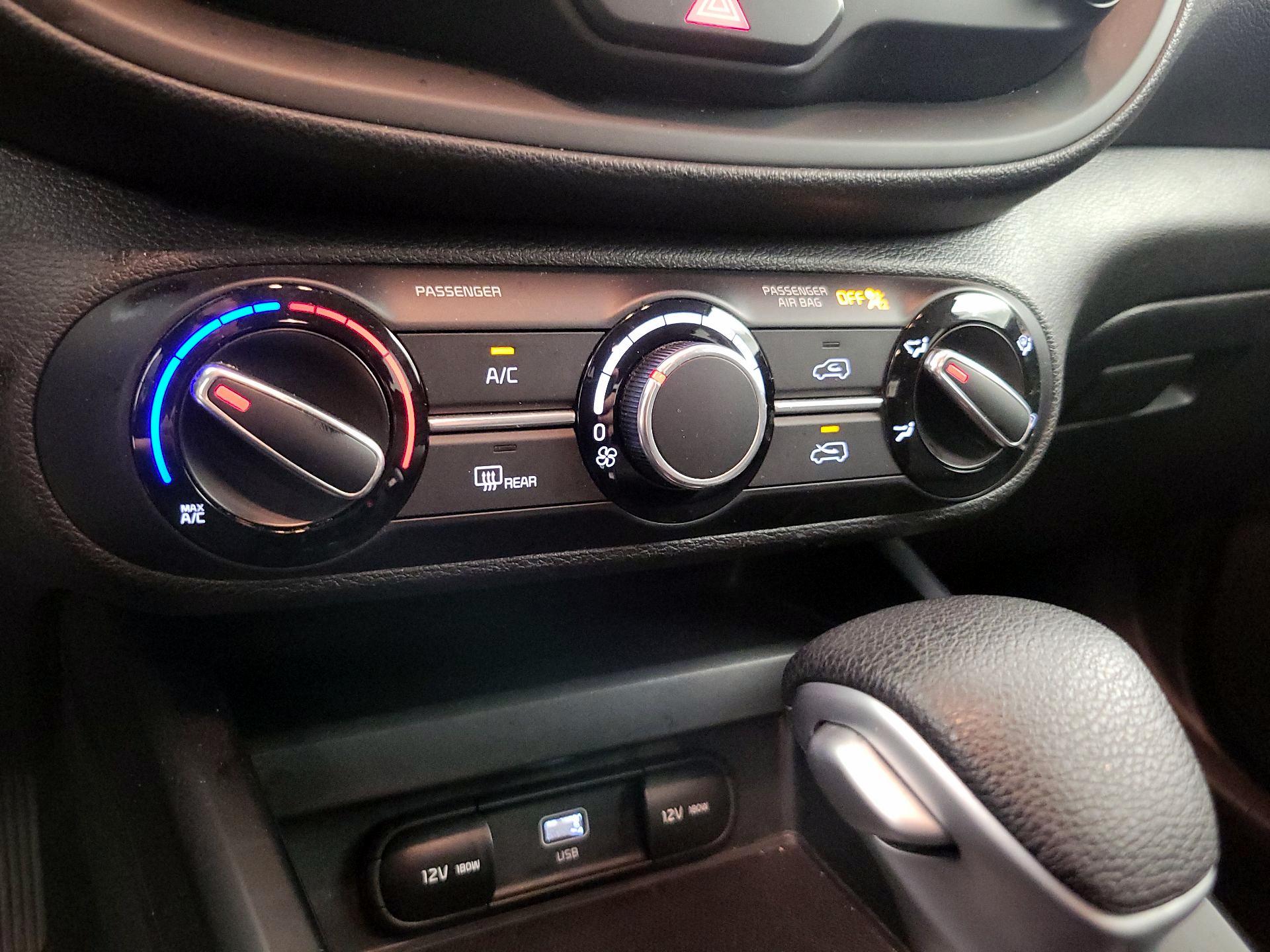 Thumbnail: 2023 Kia Soul - 16