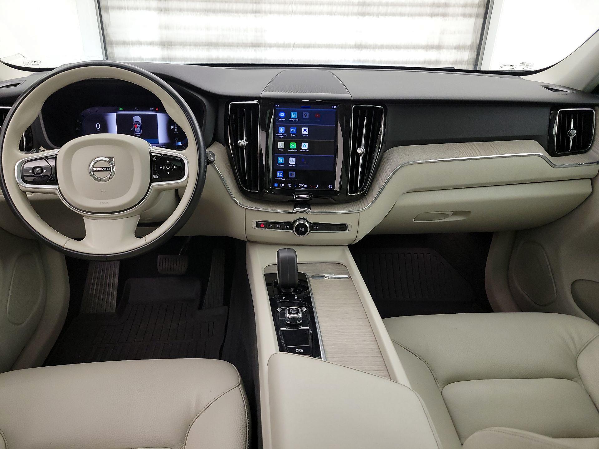 Thumbnail: 2023 Volvo XC60 - 9