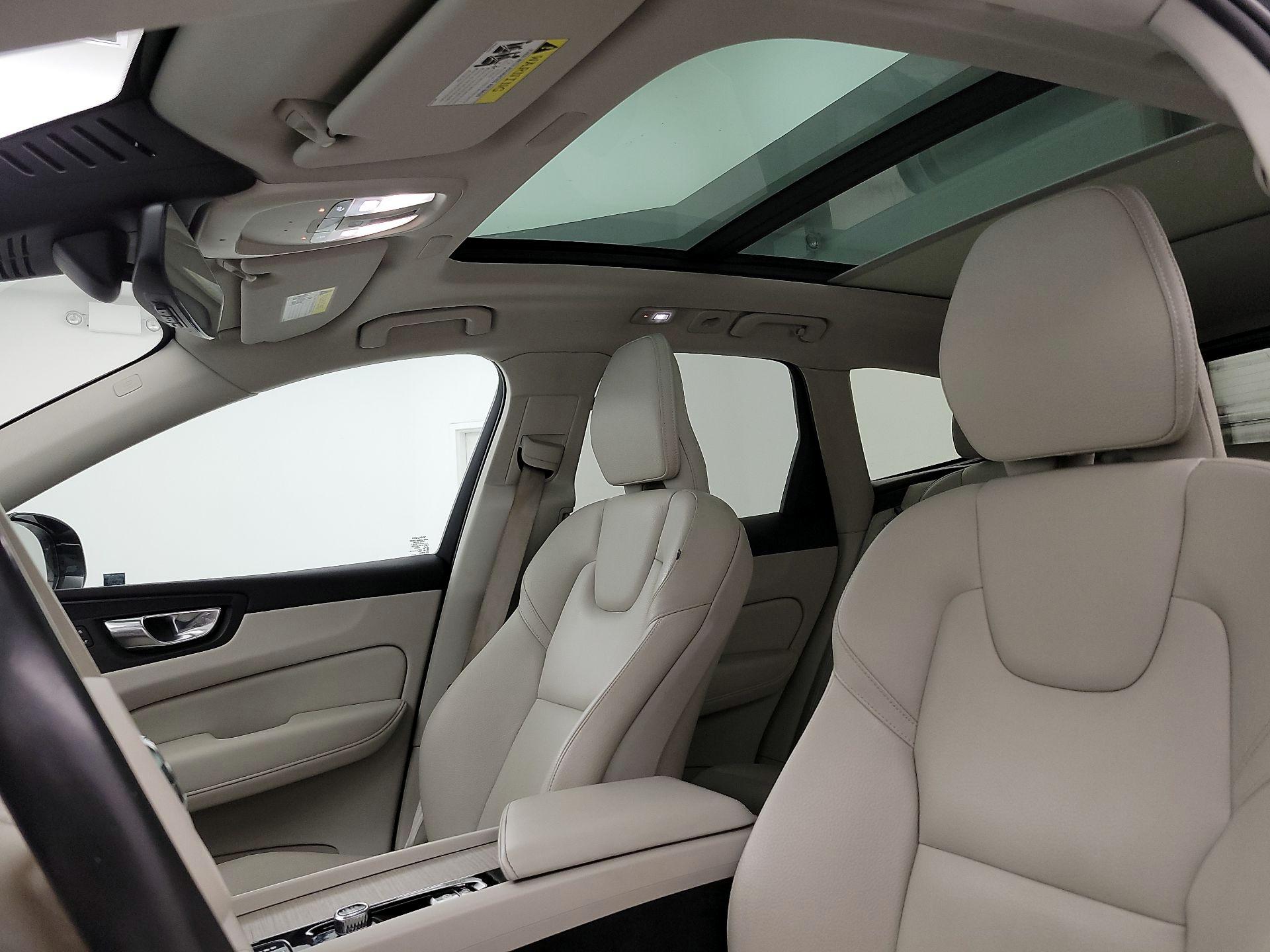 Thumbnail: 2023 Volvo XC60 - 19