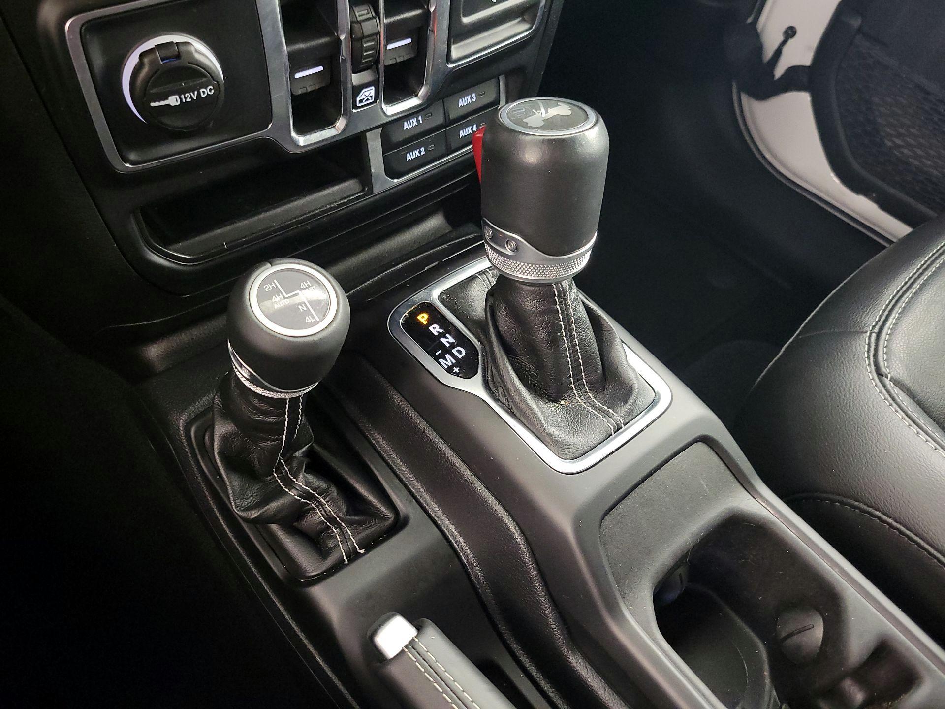 Thumbnail: 2023 Jeep Wrangler - 18