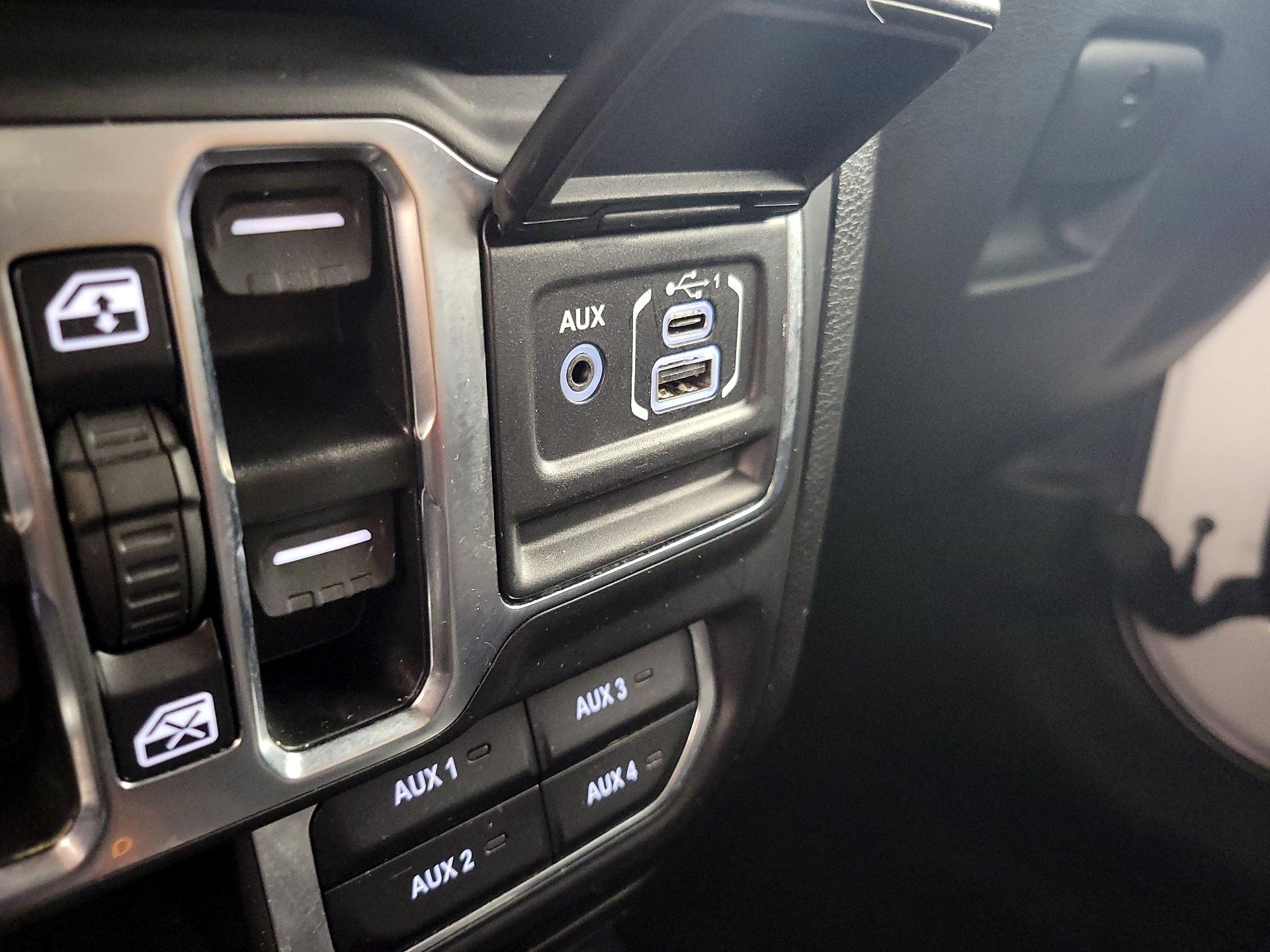 Thumbnail: 2023 Jeep Wrangler - 19