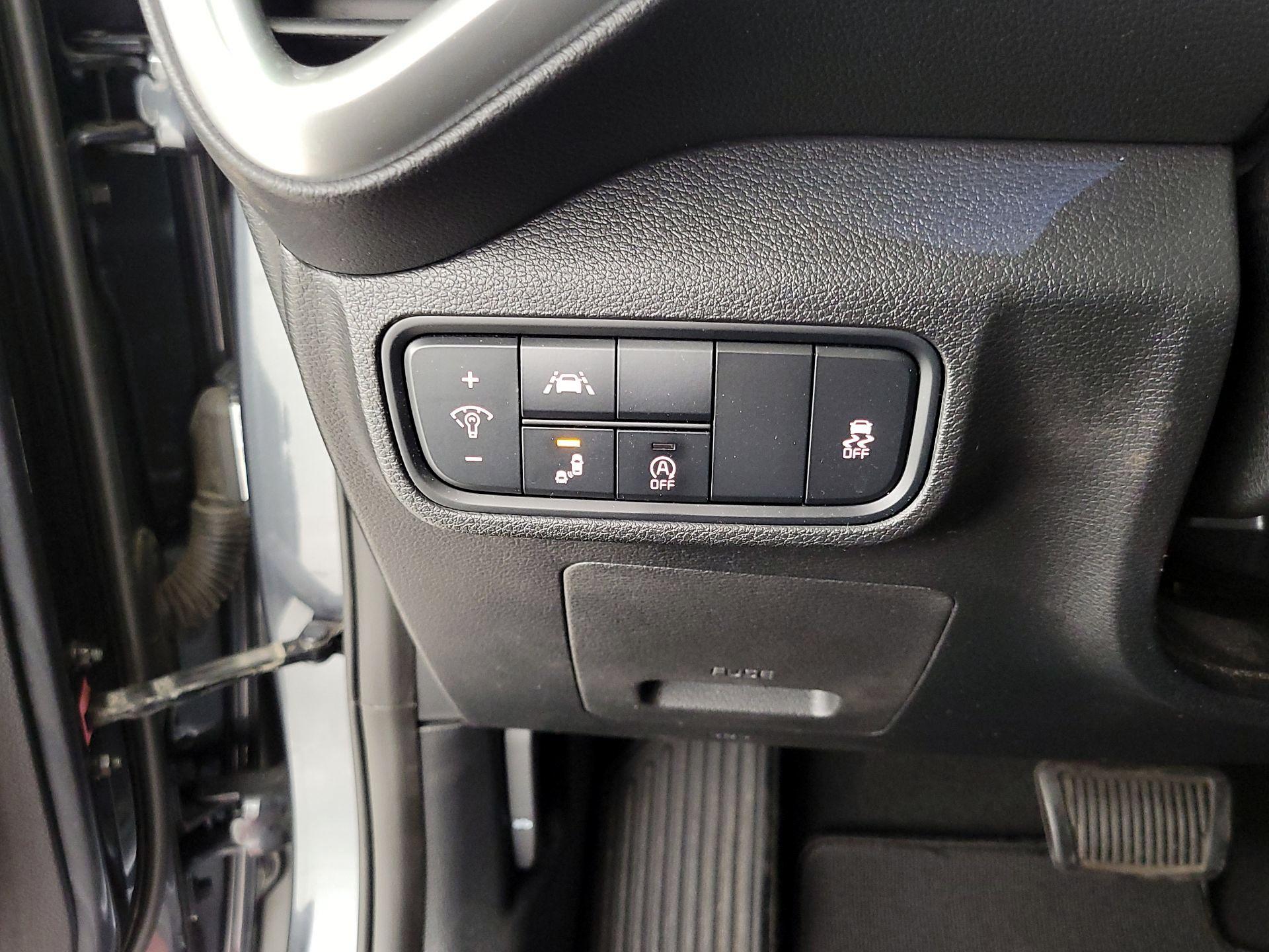 Thumbnail: 2021 Kia Soul - 13