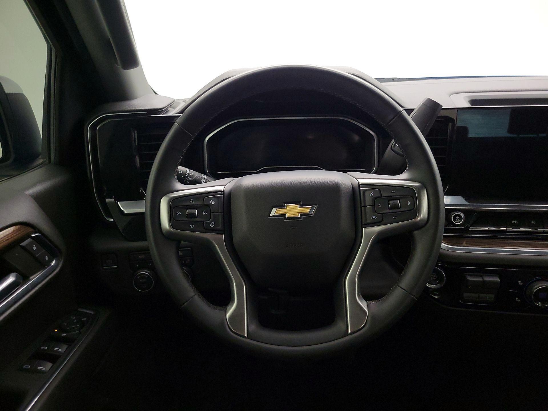 Thumbnail: 2023 Chevrolet Silverado 1500 - 10