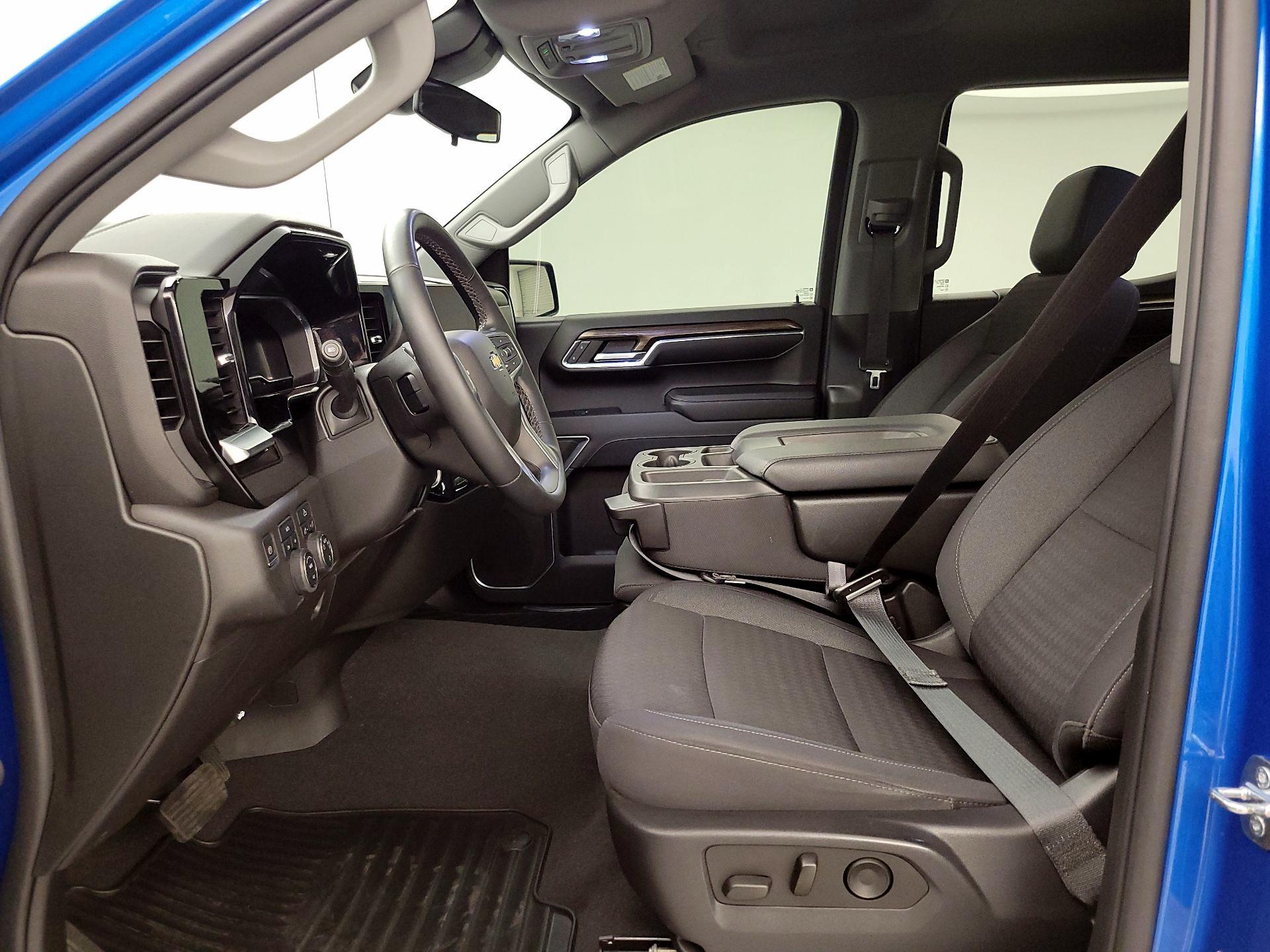 Thumbnail: 2023 Chevrolet Silverado 1500 - 11