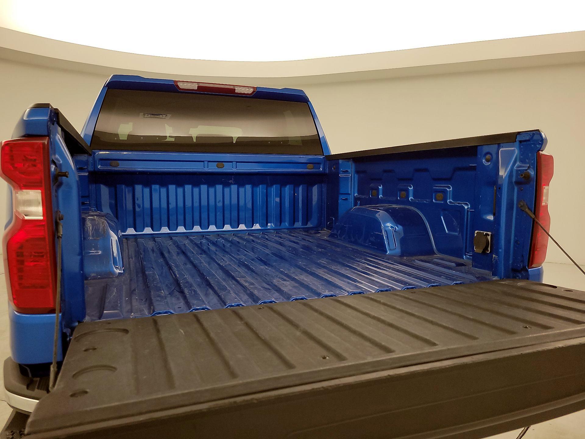 Thumbnail: 2023 Chevrolet Silverado 1500 - 20