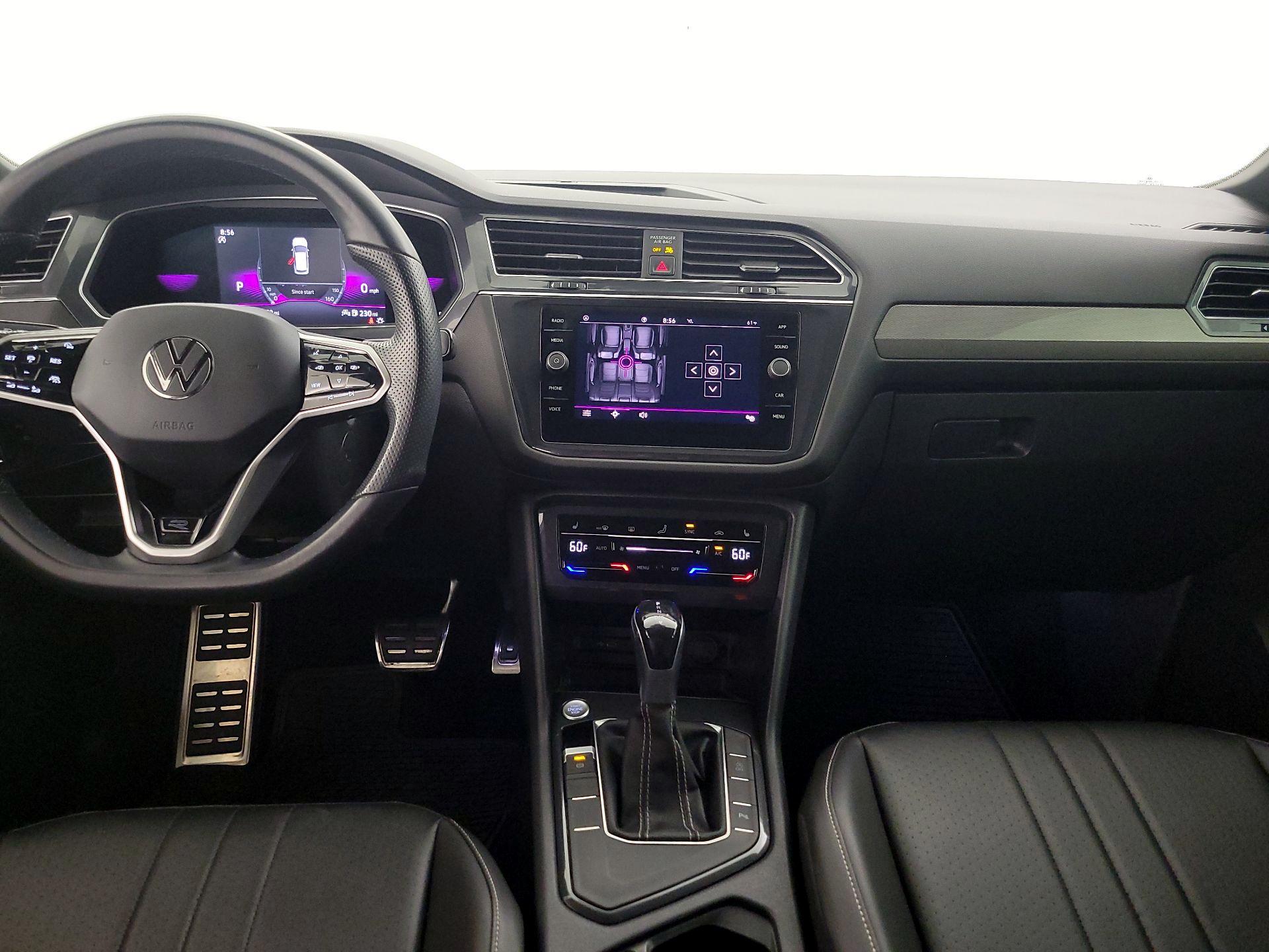 Thumbnail: 2022 Volkswagen Tiguan - 9
