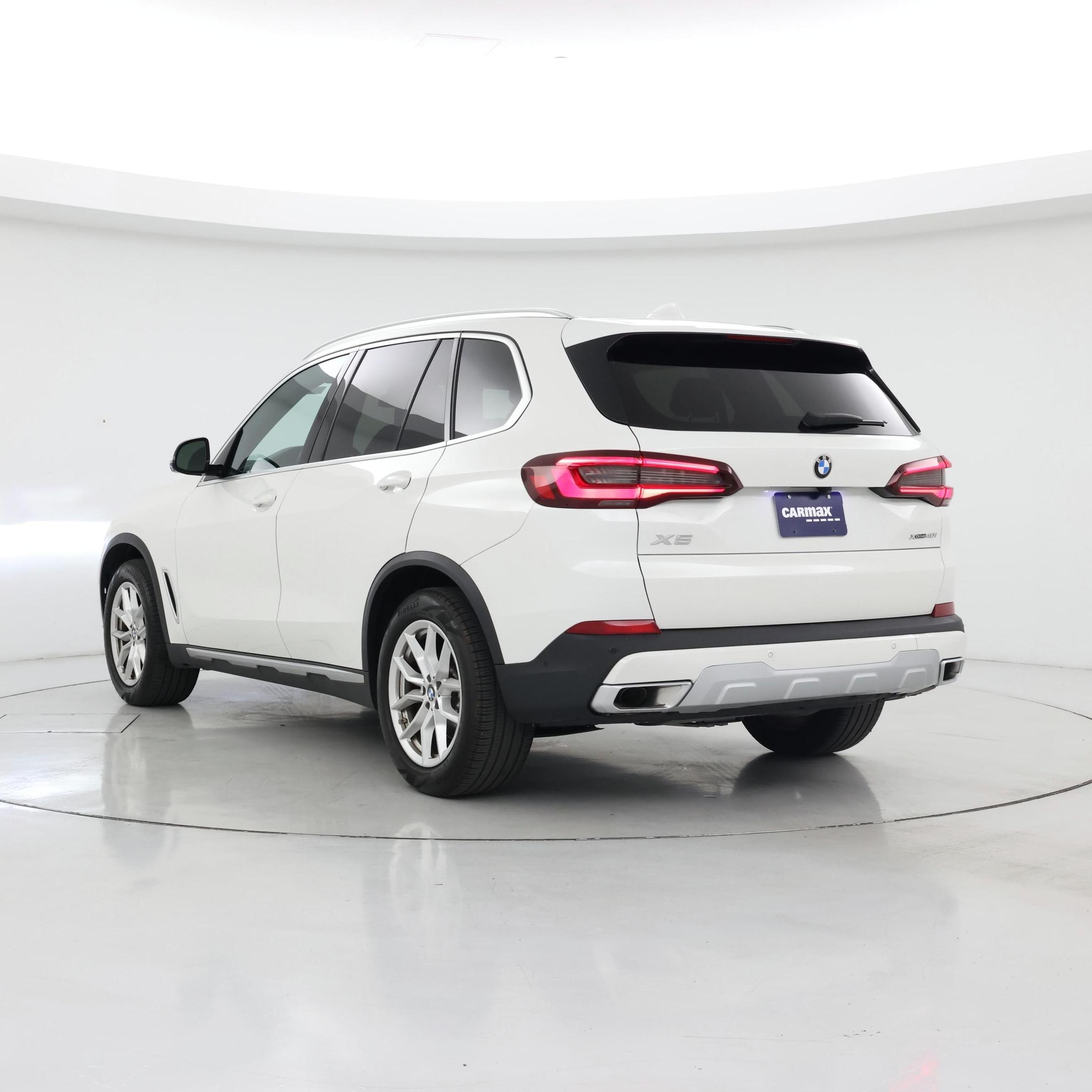 Thumbnail: 2022 BMW X5 - 2