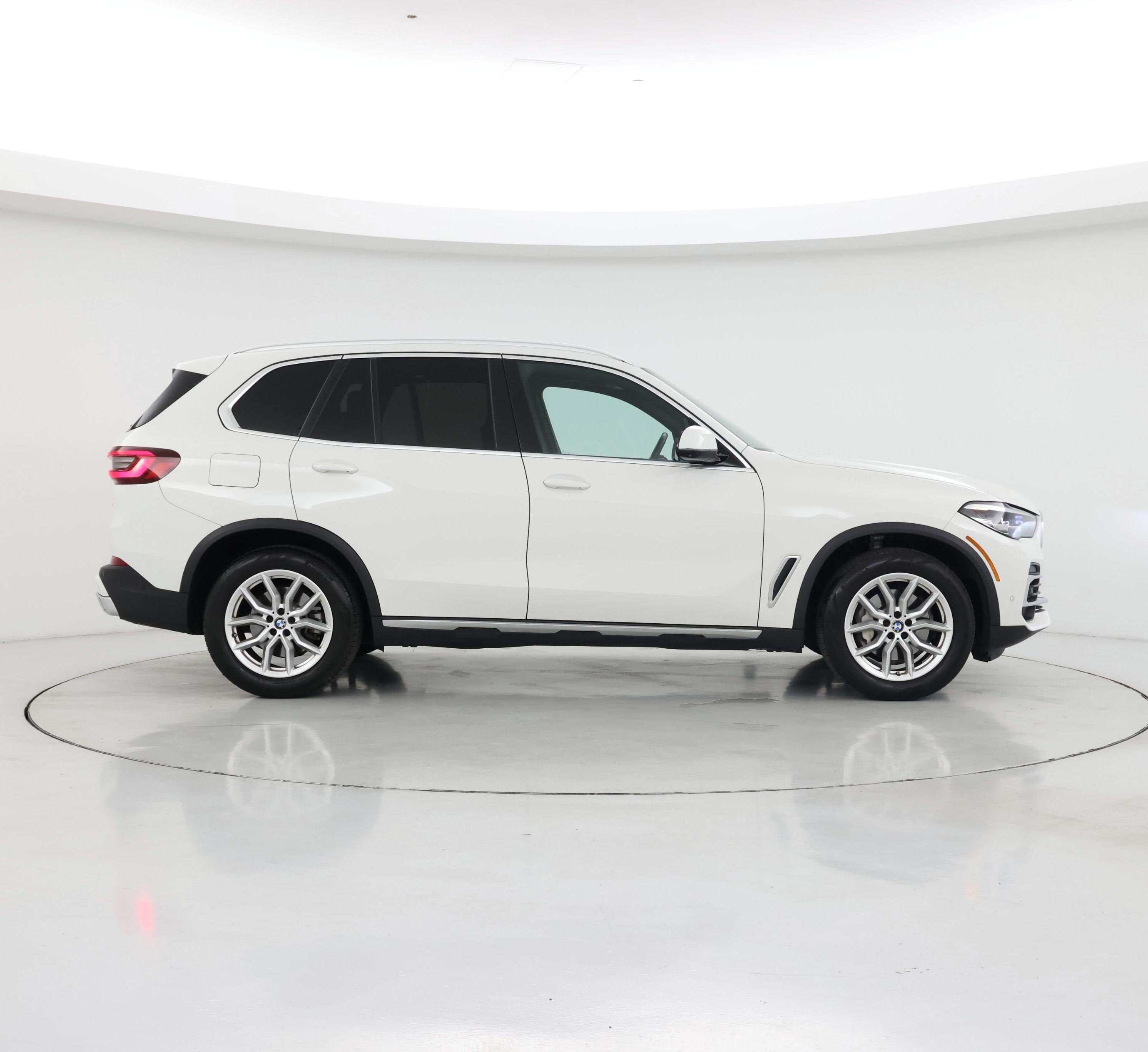 Thumbnail: 2022 BMW X5 - 7