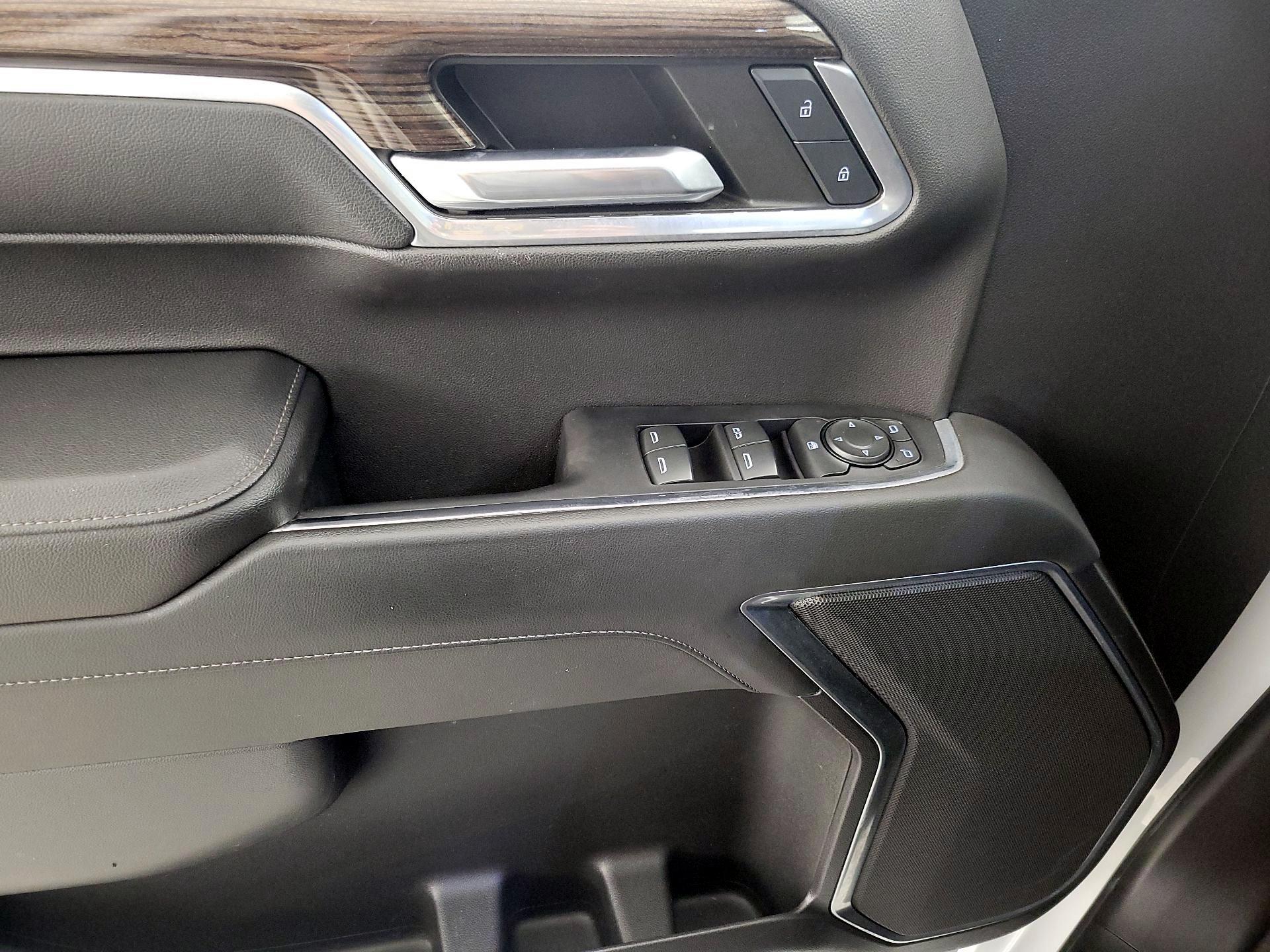 Thumbnail: 2022 Chevrolet Silverado 1500 - 12